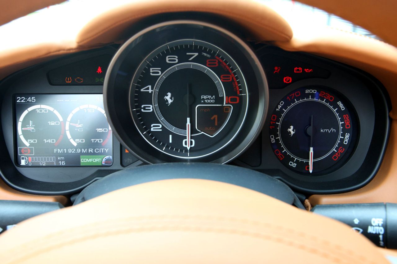 auto, vozidlo, Porsche, Kalifornie, sportovní auto, Ferrari, Konvertibilní, výkon auta, volant, limuzína, 2012, netcarshow, netcar, obrázky vozidel, photo auto, superauto, pozemní vozidla, automobilového designu, automobil make, luxusní vůz, rodinný vůz, výkonné auto, sportovní sedan, městské auto