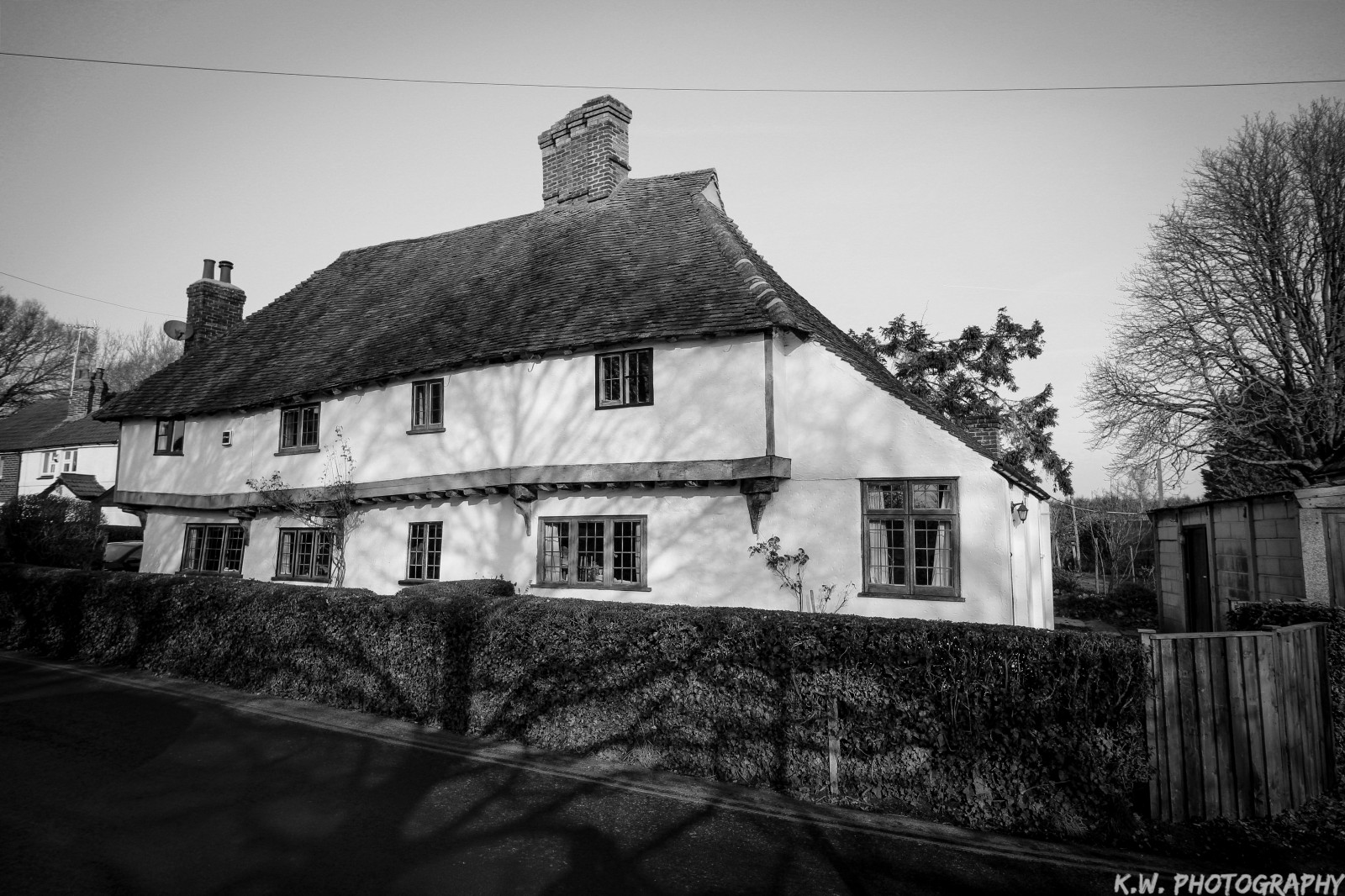 krajina, světla, kontrast, bílý, Černá, černobílý, okno, architektura, abstraktní, budova, nebe, stín, fotografování, silueta, Dům, Fotoaparát, Studený, vzor, dějiny, Kánon, spád, město, čáry, život, objektiv, chalupa, perspektivní, nízký, úhel, majetek, světlo, Černý a bílý, barva, mrak, strom, uzávěrka, barvy, Pohled, fotografie, barva, Rychlost, střecha, barvy, domů, hledisko, mezník, panské sídlo, složení, jako, fasáda, komentář, statek, leadinglines, Černý a bílý, monochromatické fotografování, zámek, saturovat, chudobinec, přednost