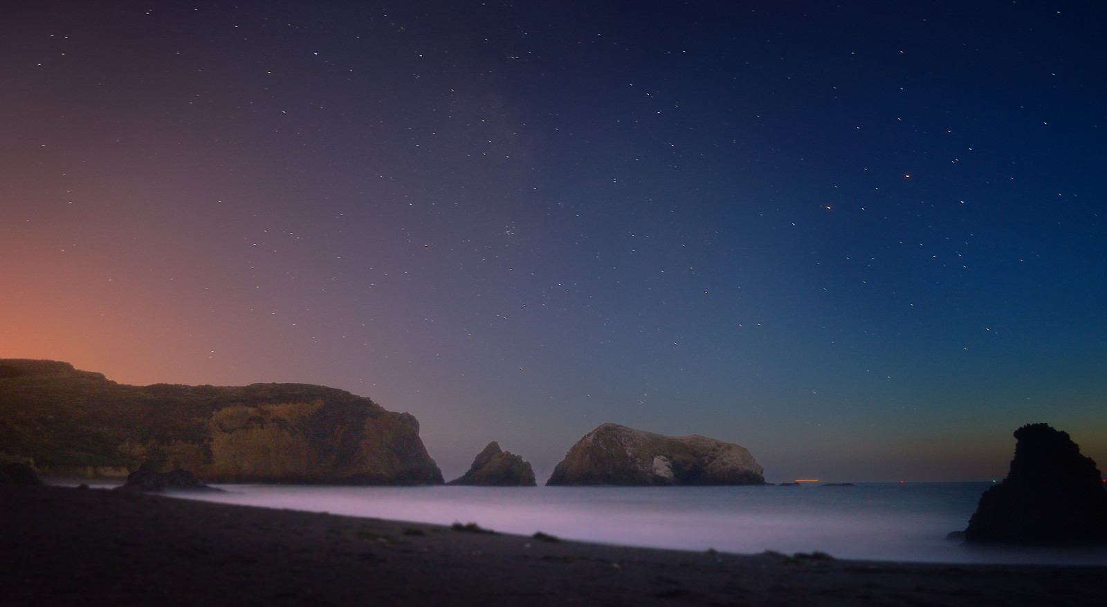 západ slunce, noc, nebe, hvězdy, pláž, útes, měsíční svit, Kalifornie, horizont, atmosféra, skály, soumrak, jitřenka, Pacifik, svítání, oceán, hvězda, hvězdářství, sanfrancisco, rodeobeach, Marin County, astronomický objekt