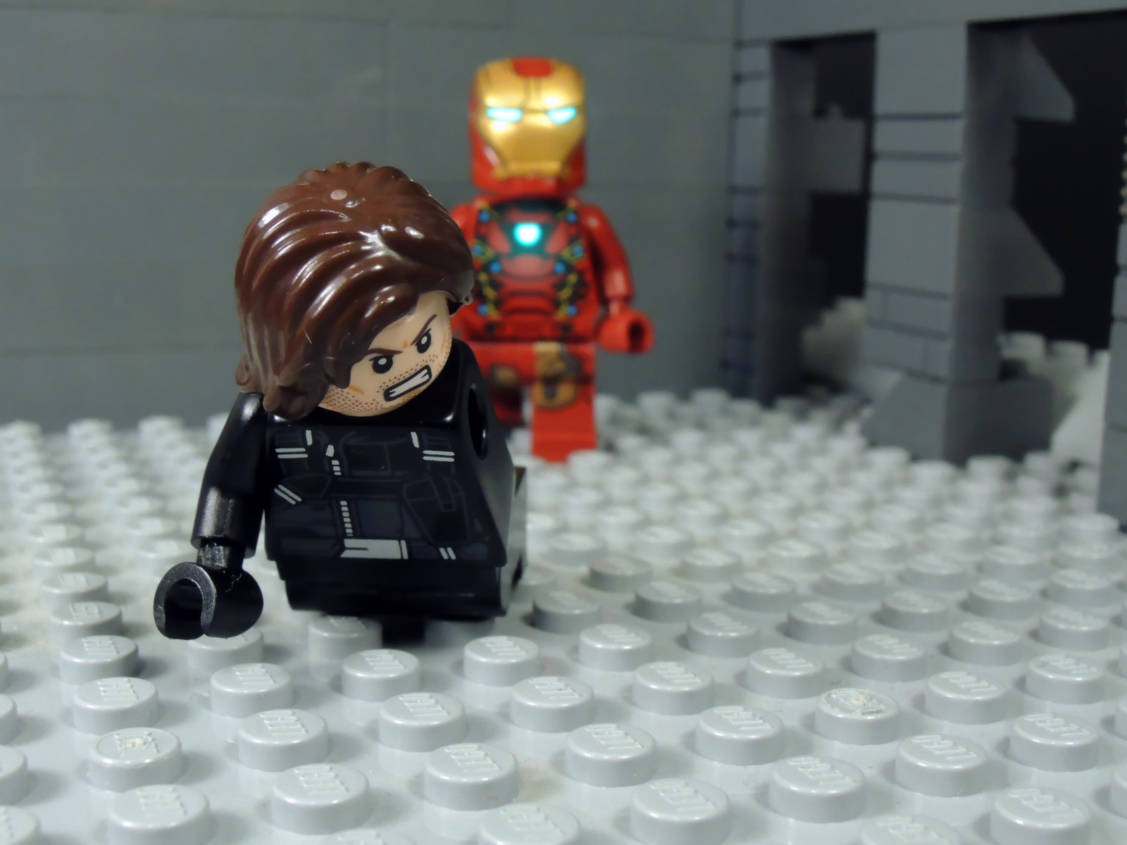 เลโก้, minifig, สุดยอด, ฮีโร่, ประหลาดใจ, สตูดิโอ, โรงภาพยนตร์, จักรวาล, การ์ตูน, การ์ตูน, กัปตัน, อเมริกา, พลเรือน, สงคราม, เหล็ก, ชาย, ฤดูหนาว, ทหาร, โชคดี, ยุ้งข้าว, Tony, สิ้นเชิง, ภาวะไซบีเรีย, ต่อสู้, แขน, โลหะ, เสียหาย, โค้ง, เครื่องปฏิกรณ์