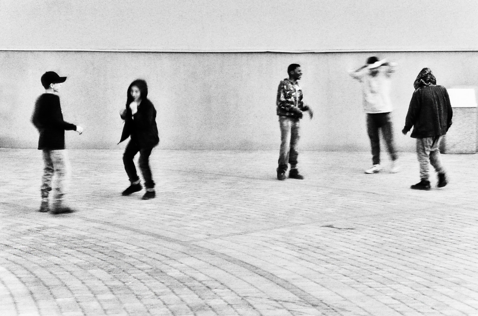 lidé, bílý, Černá, černobílý, ulice, fotografování, móda, Leica, hrát si, Černý a bílý, děti, venkovní, fotografie, obraz, obuv, choreografie, Černý a bílý, monochromatické fotografování