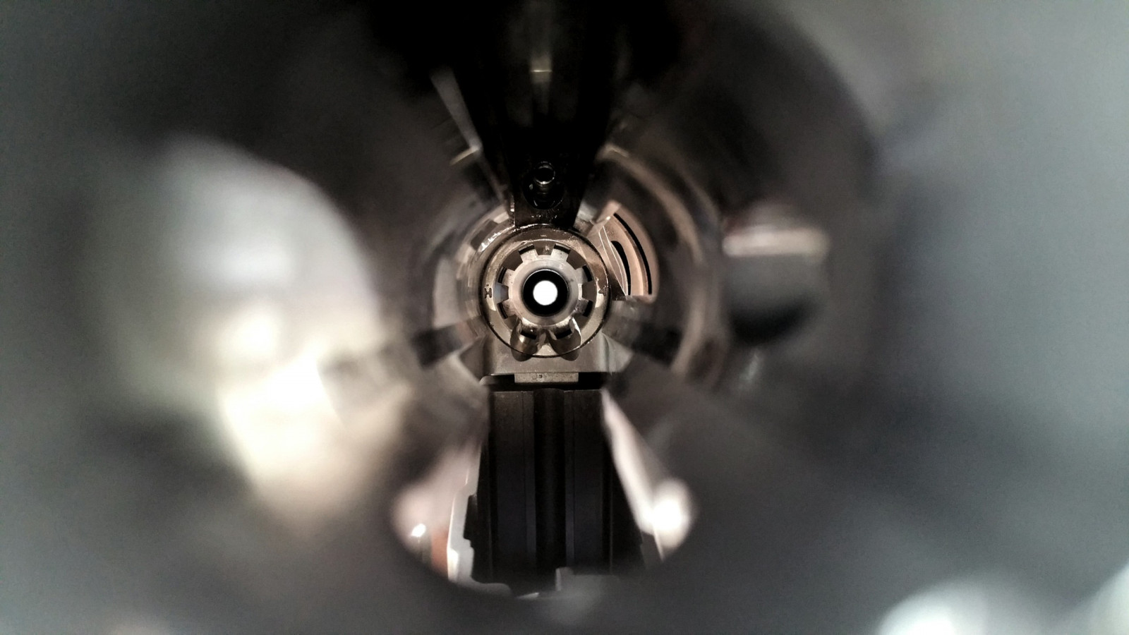 Wallpaper black, gun, AR 15, light, lighting, wheel, darkness, close