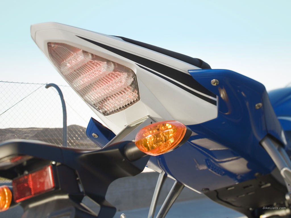 vindue, bil, motorcykel, køretøj, glas, Yamaha, hjul, forrude, automotive exterior, bil make, kofanger, auto del, automotive vindue del