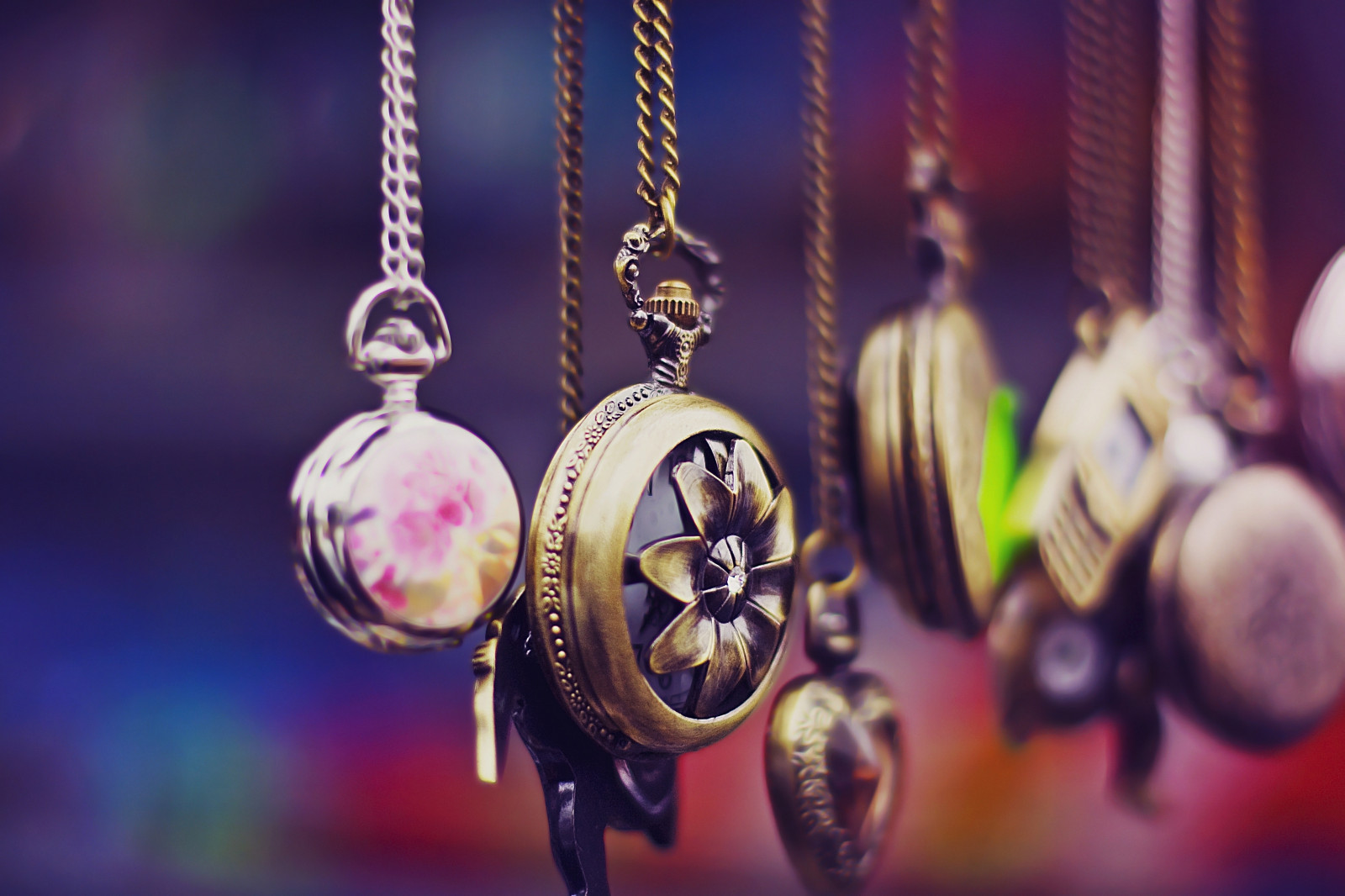 Wallpaper : pocket watch, chain, set, variety 3888x2592 - goodfon