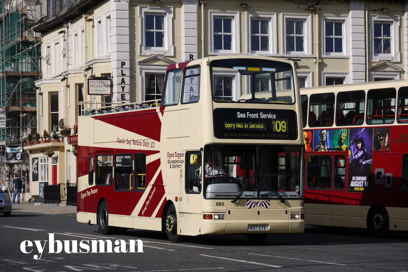 Londýn, město, ulice, auto, vozidlo, železnice, město, autobusy, Volvo, doprava, metropole, Yorkshire, horní, trenér, Jít, otevřeno, centrum, autobus, stanice, východní, motor, centrální, centrum, nábřeží, pruh, Scarborough, servis, prezident, urban area, Metropolitní oblast, rodinný vůz, kompaktní vůz, motorové vozidlo, druh dopravy, veřejná doprava, trup, TfL, vpřed, regionální, služby, Westborough, autobusová doprava tour, Dvoj patrový autobus, Eybusman, Plaxton, B7tl, Eyms, X691egk, 697eyx