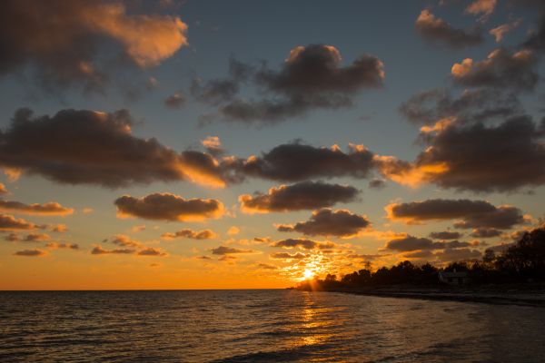 sunlight,sunset,sea,sky,beach,sunrise