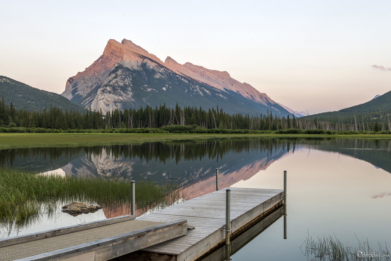 krajina, hory, jezero, voda, Příroda, odraz, nebe, svítání, večer, ráno, Kanada, národní park, Nikon, divočina, dok, Alpy, Alberta, banka, mount scenérie, Banff, mrak, strom, hora, nádrž, skalnaté hory, D800, jezero, horských reliéf, pohoří, klesl, banffnationalpark, derelictcompositions, mtrundle, Vermillionlakes