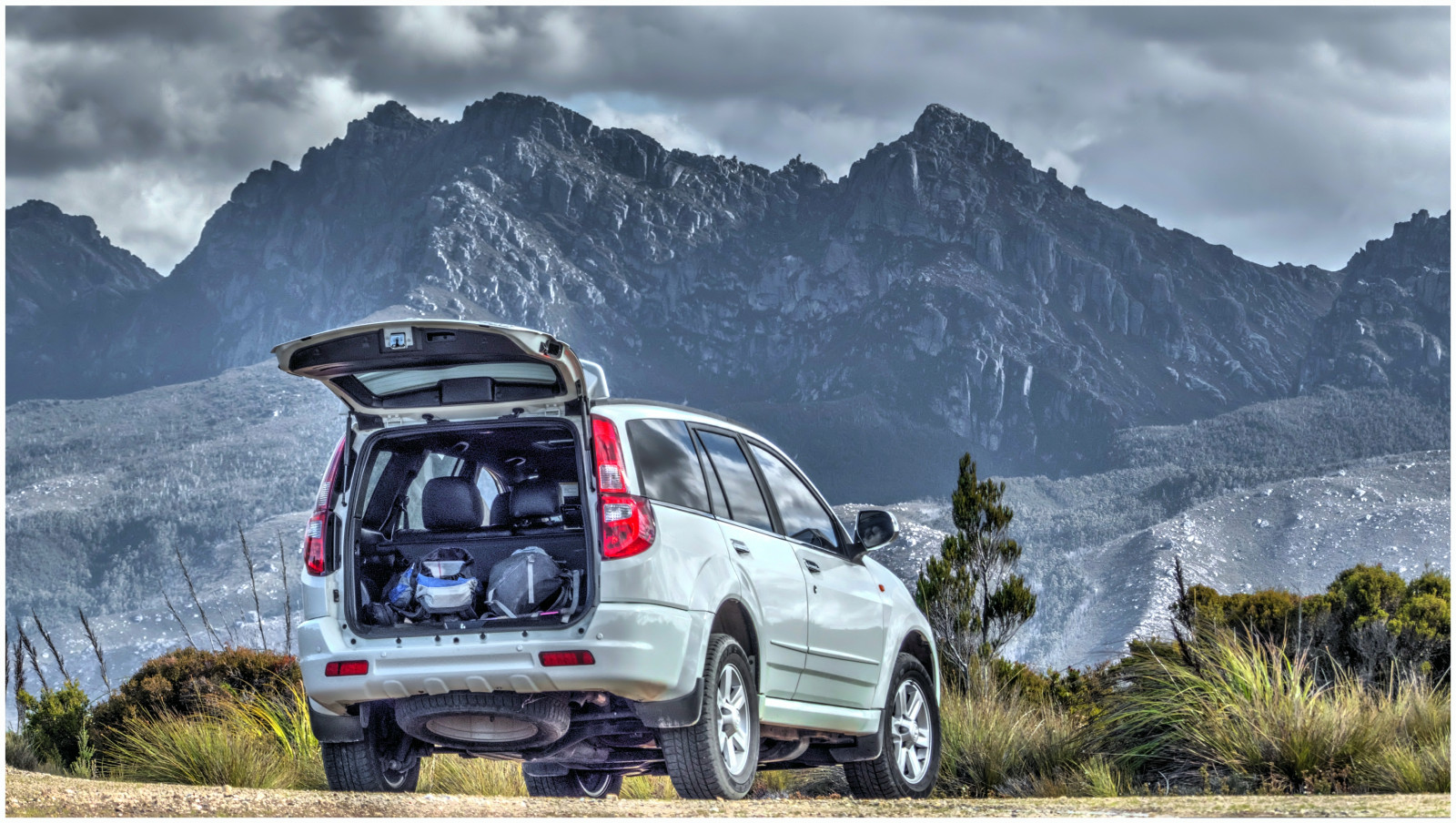 hory, auto, vozidlo, Alpy, Austrálie, Tasmania, Průhled, hora, Pohled, dobrodružství, Snímek obrazovky, 4wd, horských reliéf, automobil make, pohoří, sportovní užitkové vozidlo, off road, lakepedder, southwestnationalpark, westernarthurrange, trainsintasmania, stevebromley, lumixfz200, greatwallx240