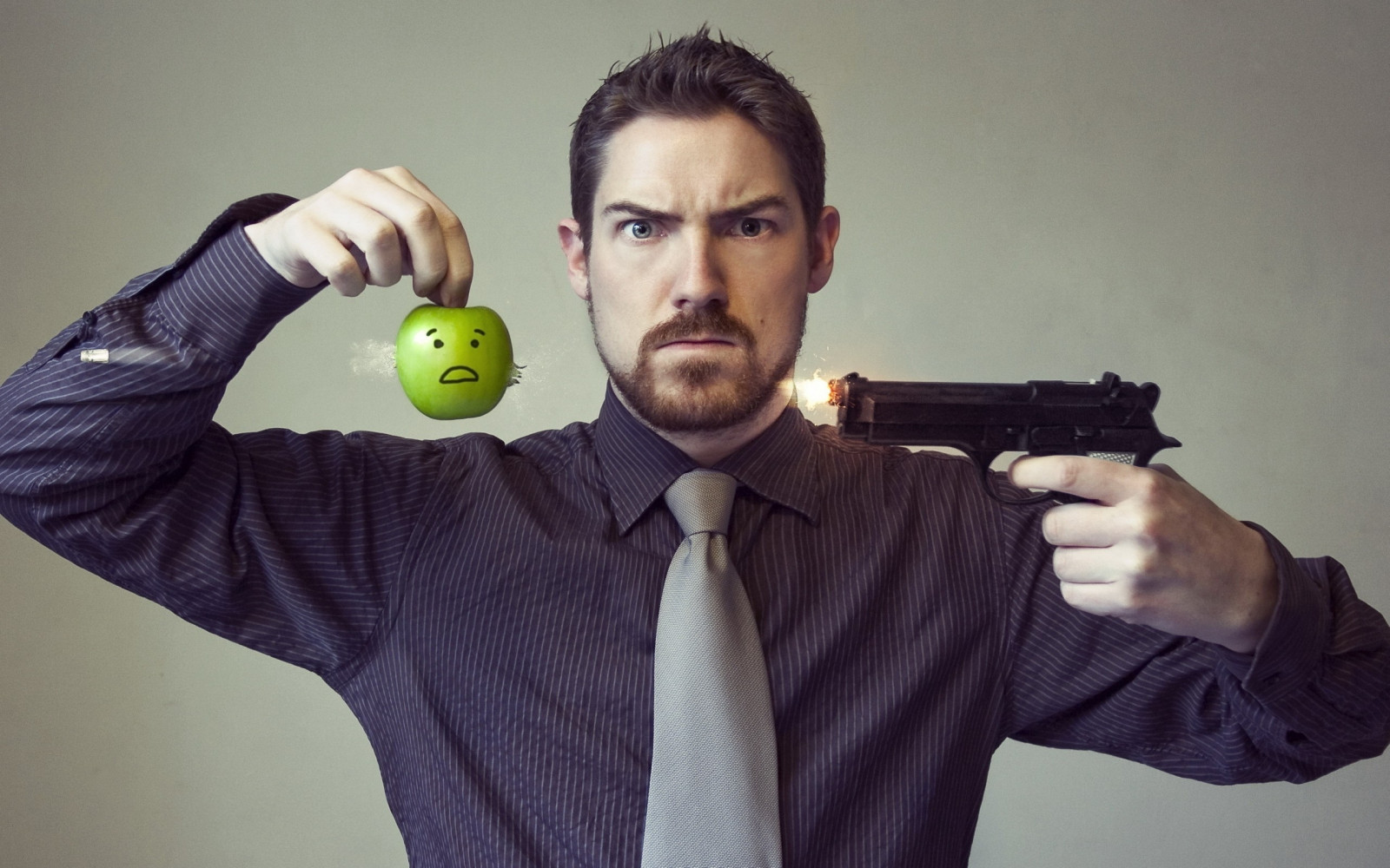 Wallpaper : man, gun, apple, shot 2560x1600 - 4kWallpaper - 644735 - HD ...