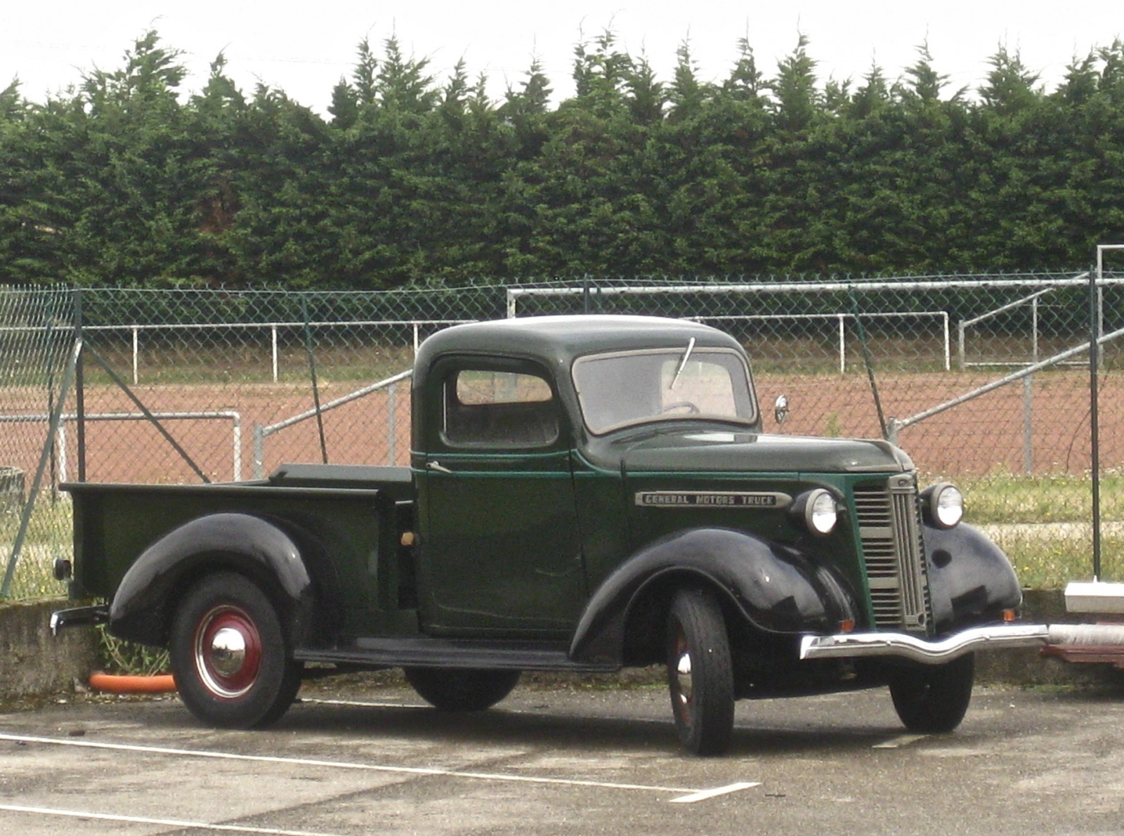 auto, vozidlo, Francie, vinobraní, komerční, GMC, veteránem, klasická auta, Oldtimer, nákladní auto, nákladní auto, Hot Rod, Vzácný, 2016, vyzvednout, 1937, Street View, fr, třídaFoto, lastbil, kamión, klasický, strassenszene, g, lkw, puntíkovaný, veterán, klassieker, lastwagen, Frankrijk, gespot, General Motors, automobilový exteriér, kompaktní vůz, motorové vozidlo, starožitný auto, užitkové vozidlo, střední velikost auta, 30s, pickup, užitečnost, straatbeeld, straatfoto, carspot, commerciale, T14, 1930, classicsonthestreet, Isere, Halfton, 12tonů, Vrachtwagen, Heyrieux, Avenuede19mars1962, Zeldzaam, automotive wheel system