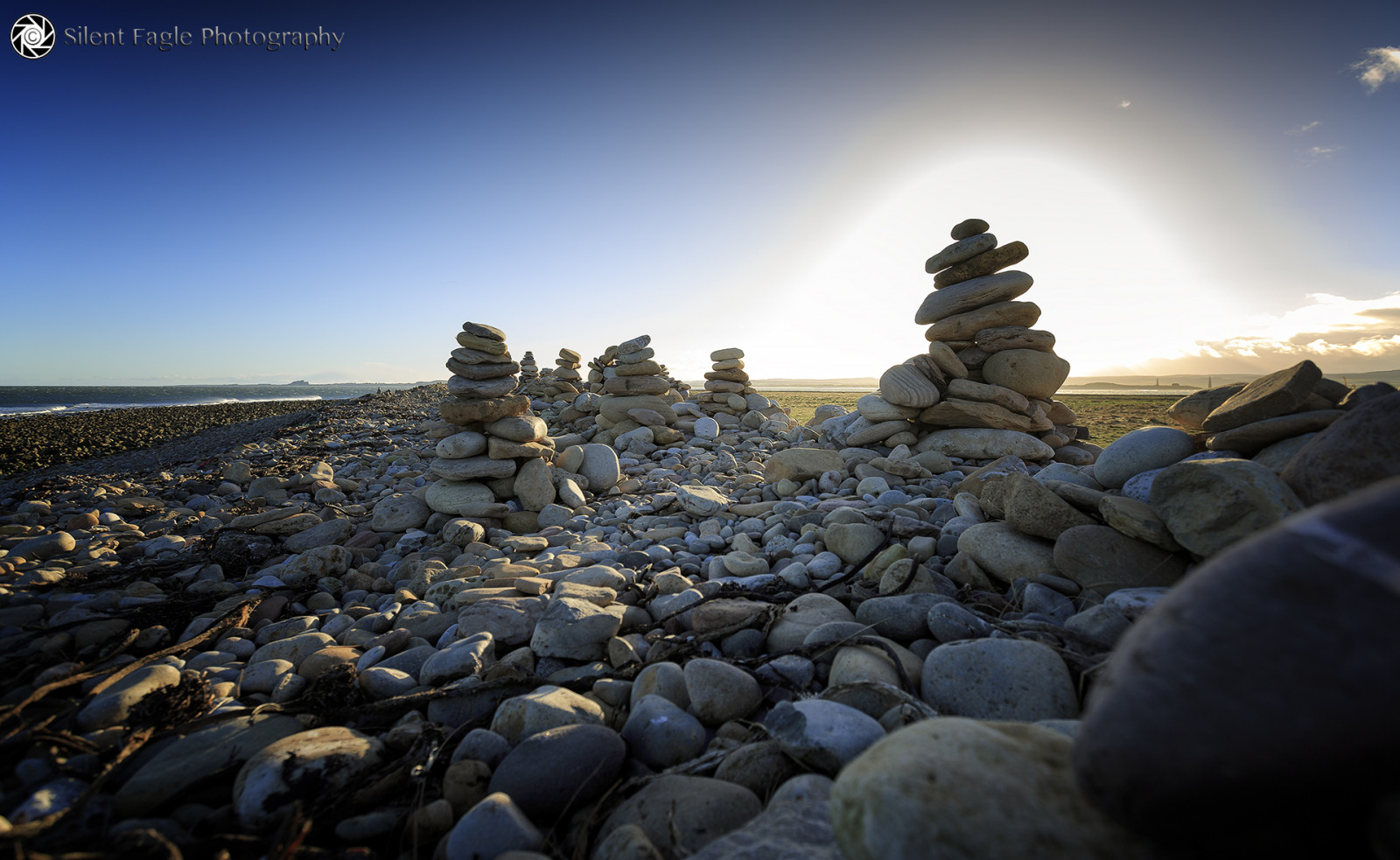 září, tichý, orel, fotografování, Kánon, Lindisfarne, severovýchod, skály, západ slunce, stíny, silenteagle09, , ep9182, cairnmaking, Northumberland, world100f, mraky, ostrov, svatý, Severní, východní, silenteaglephotography, autorská práva