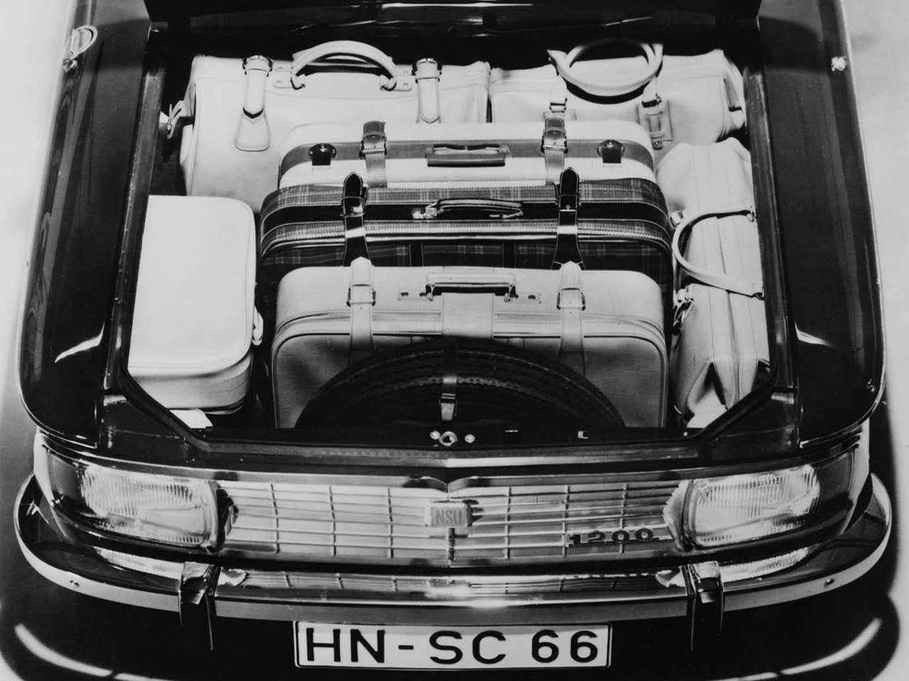 auto, veicolo, auto sportiva, Berlina, 1967, netcarshow, netcar, immagini di auto, auto foto, ruota, NSU, 1200 C, veicoli terrestri, design automobilistico, esterno automobilistico, marca di automobile, veicolo di lusso, paraurti, auto compatta, auto esecutivo, griglia