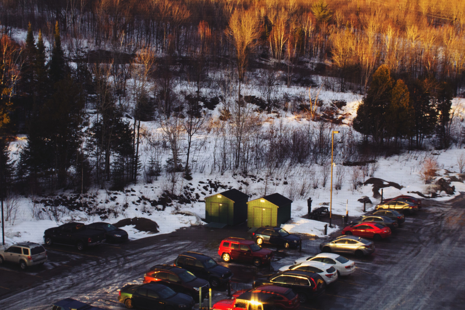 sollys, træer, landskab, kontrast, farverig, hvid, solnedgang, Bugt, bakke, vand, natur, bil, himmel, skygge, sne, vinter, køretøj, Mark, skyer, grøn, gul, kamera, is, aften, Sol, orange, verden, Canada, våd, liv, Fryser, KUNST, lys, træ, gylden, skygger, overskyet, gå, dag, blad, ny, smuk, udsigt, plante, naturlig, farve, biler, Frosset, sjovt, uden for, naturaleza, paisaje, Mar, natur, farver, digital, hjem, mest, geologisk fænomen, landscraft