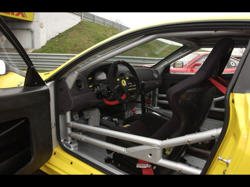 auto,veicolo,auto sportiva,Ferrari,netcarshow,volante