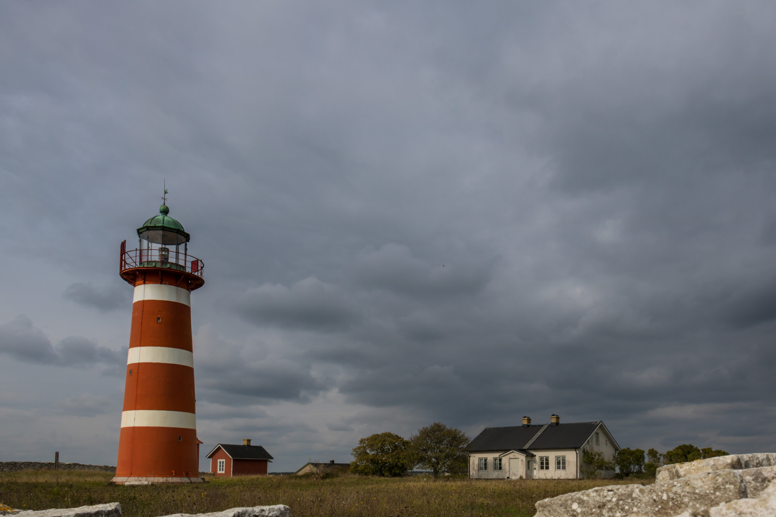 ทะเล, หอคอย, ชายฝั่ง, ประภาคาร, เมฆ, ไม่สบายใจ, ลินคอล์น, exif model canoneos760d, ประเทศธรณีวิทยา, กล้องทำให้ Canon, geocity, กล้องรุ่น canoneos760d, geostate, ตำแหน่งทางภูมิศาสตร์, เลนส์ Exifs efs18200mmf3556is, exif ทำให้ canon, exif isospeed 100, ความยาวคลื่น exif 18mm, รูรับแสง 11, Gotland, attackfoto, โจมตี 8, n r, n rsholmen