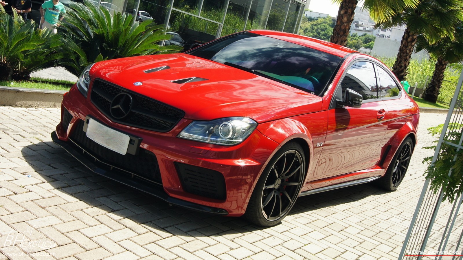 auto, veicolo, Mercedes Benz, auto sportiva, coupe, macchina di spettacolo, Berlina, Mercedes Benz C63 AMG, ruota, cerchione, supercar, 1600x900 px, veicoli terrestri, design automobilistico, esterno automobilistico, marca di automobile, veicolo di lusso, auto di famiglia, paraurti, auto compatta, Mercedes Benz Classe C