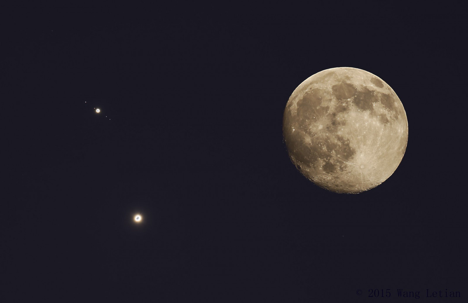 2048x1327 px, Jupiter, Venus