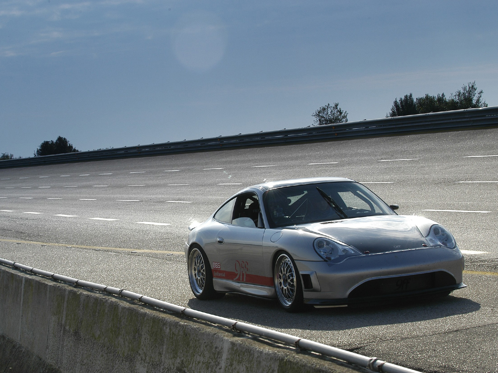 Спортивные машины порше