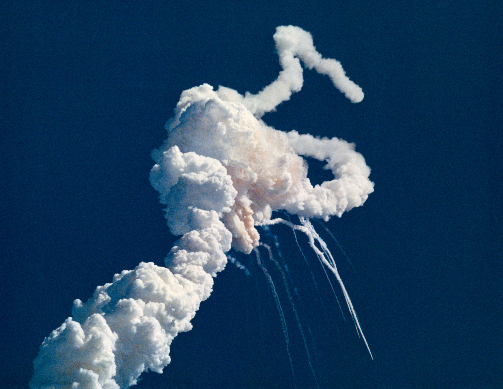 Wallpaper Accident NASA Spaceshuttle Challenger 8172x6320 Wallpaper Accident Nasa Spaceshuttle Challenger 8172x6320