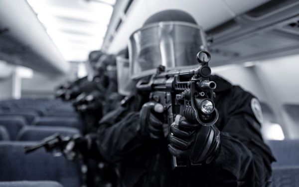 1920x1200 px,assault,guns,action,armor,gun
