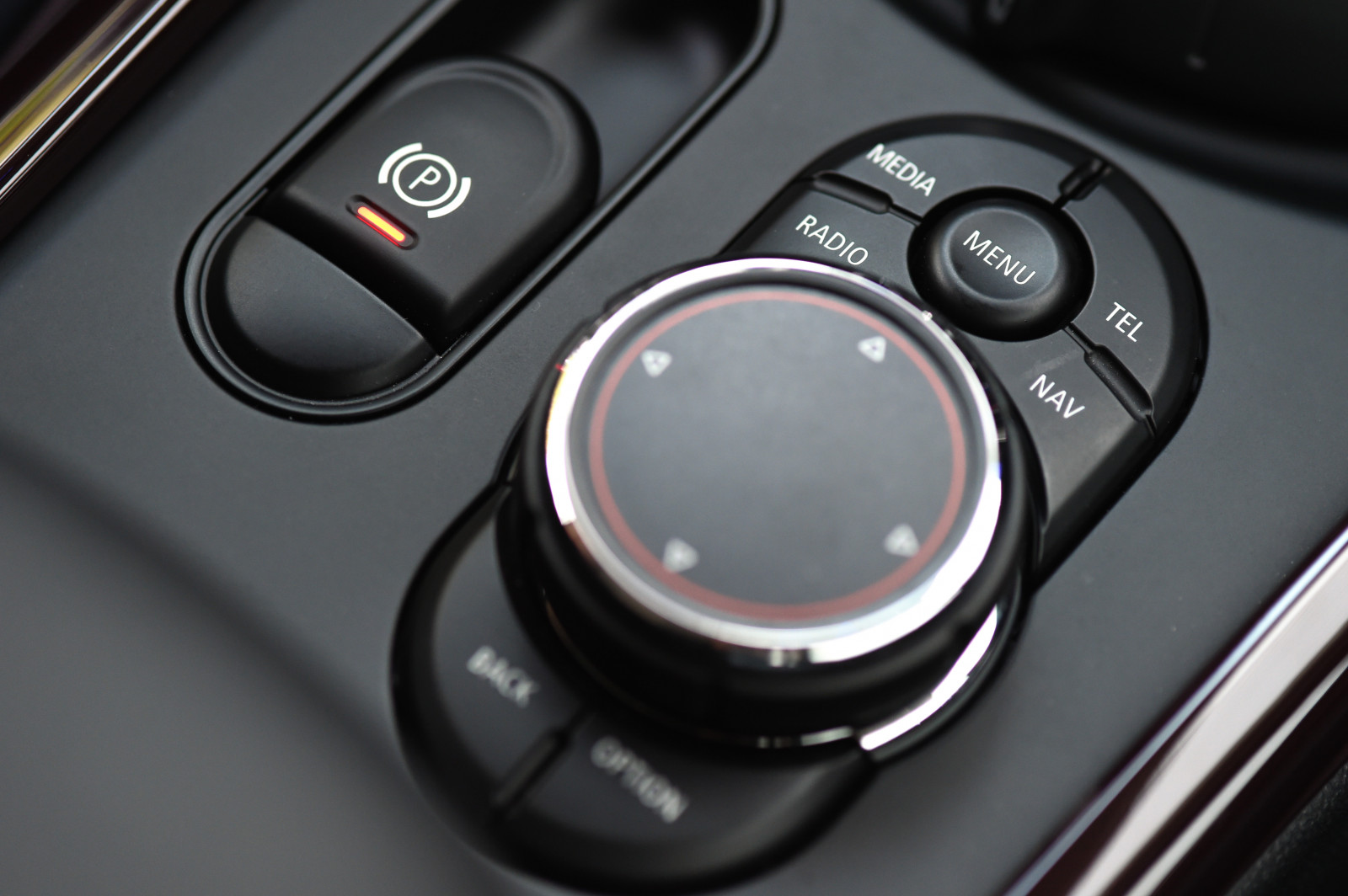 auto, vozidlo, sportovní auto, mini, volant, limuzína, netcarshow, netcar, obrázky vozidel, photo auto, 2016, kolo, Clubman Cooper S, superauto, pozemní vozidla, automobilového designu, automobil make, luxusní vůz, rodinný vůz, výkonné auto, městské auto, sportovní užitkové vozidlo, řízení part