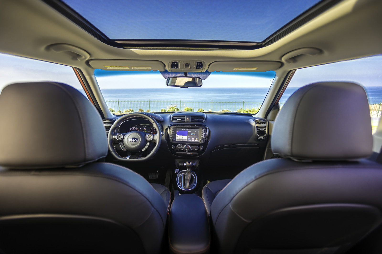 car, vehicle, Toyota, Sedan, Kia, netcarshow, netcar, car images, car photo, 2017, Soul Turbo, land vehicle, automobile make, compact car, city car, mid size car, toyota vitz