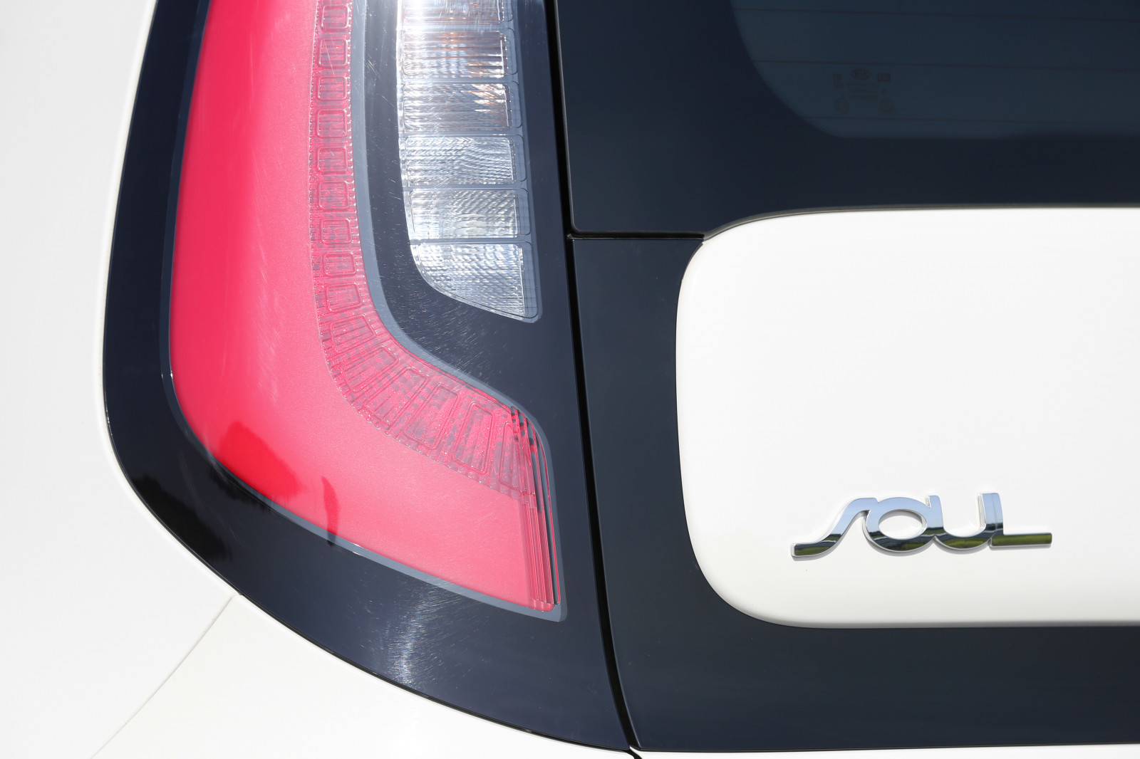 2015, elektronika, volant, Kia, netcarshow, netcar, obrázky vozidel, photo auto, Duše Europe version, multimédia, automobilový exteriér, font, nárazník, automobilový zadní brzdové světlo, auto part, zpětné zrcátko, zrcadlo automotive