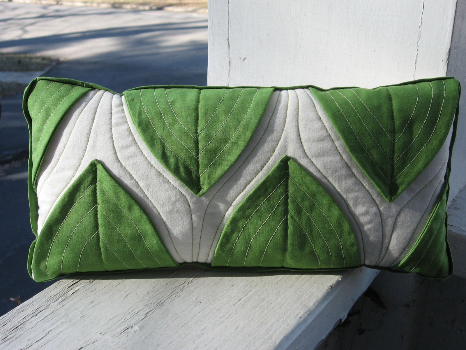 Wallpaper : green, leaf, pillow, 2009 2048x1536 - - 948743 - HD