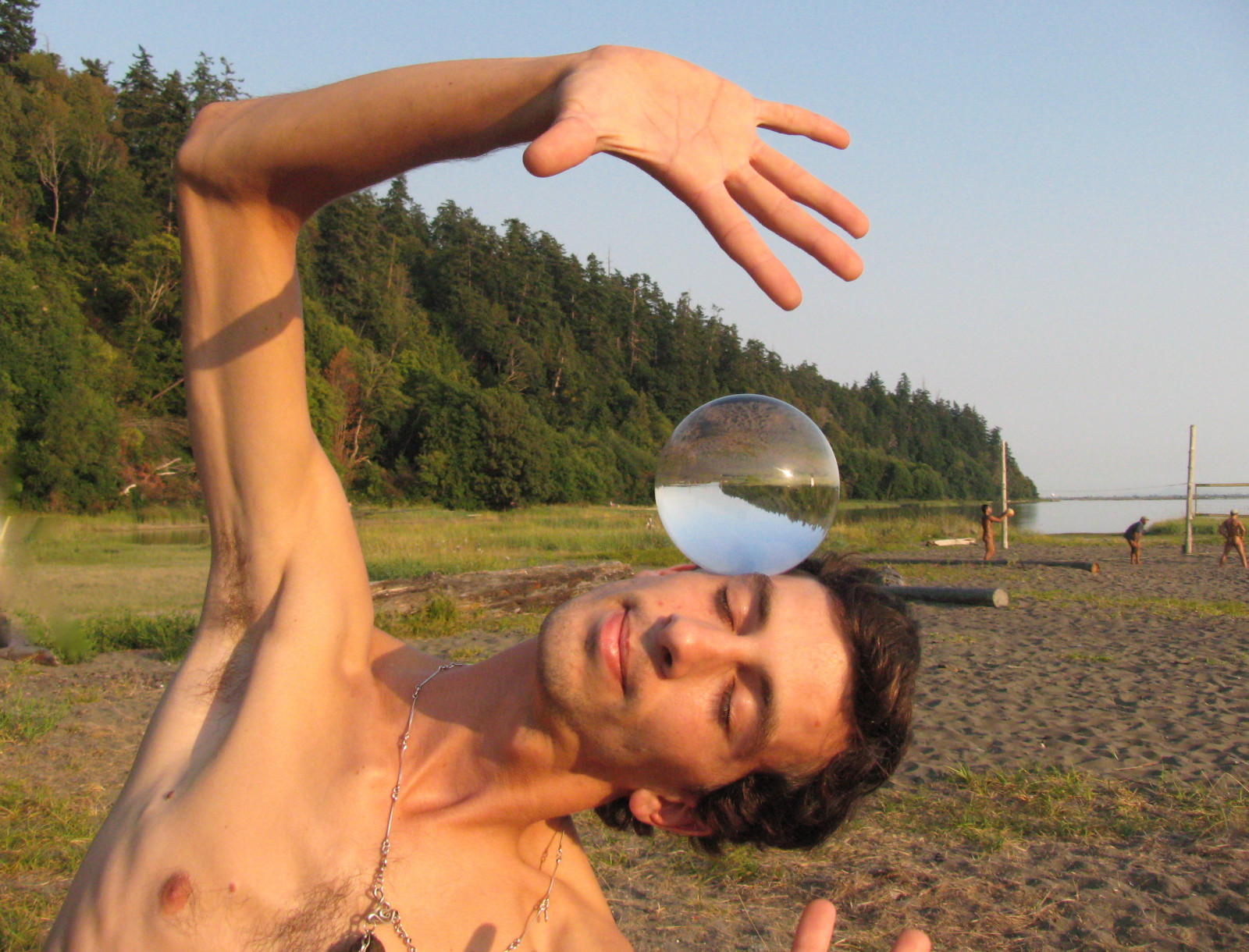juggler, performer, crystalball, friend, amigo, sphere, sofarsocute, sofarsogut, discipline, franciscovalera