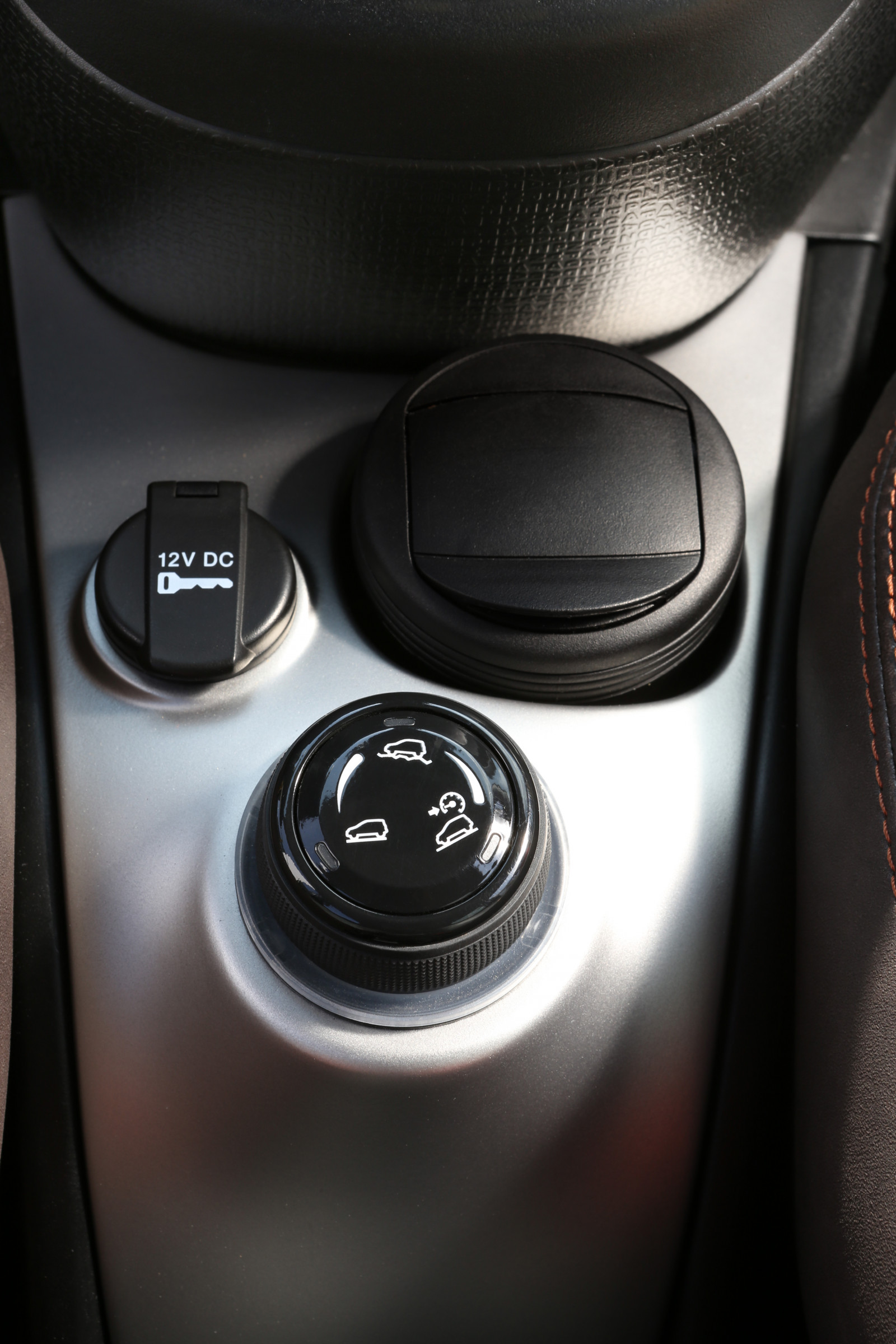 nero, auto, veicolo, auto sportiva, 2015, volante, Berlina, FIAT, netcarshow, netcar, immagini di auto, auto foto, Panda Cross, ruota, veicoli terrestri, design automobilistico, esterno automobilistico, marca di automobile, veicolo di lusso, auto di famiglia, auto compatta, city ​​car, Sport Utility Vehicle, parte sterzo, Leva del cambio