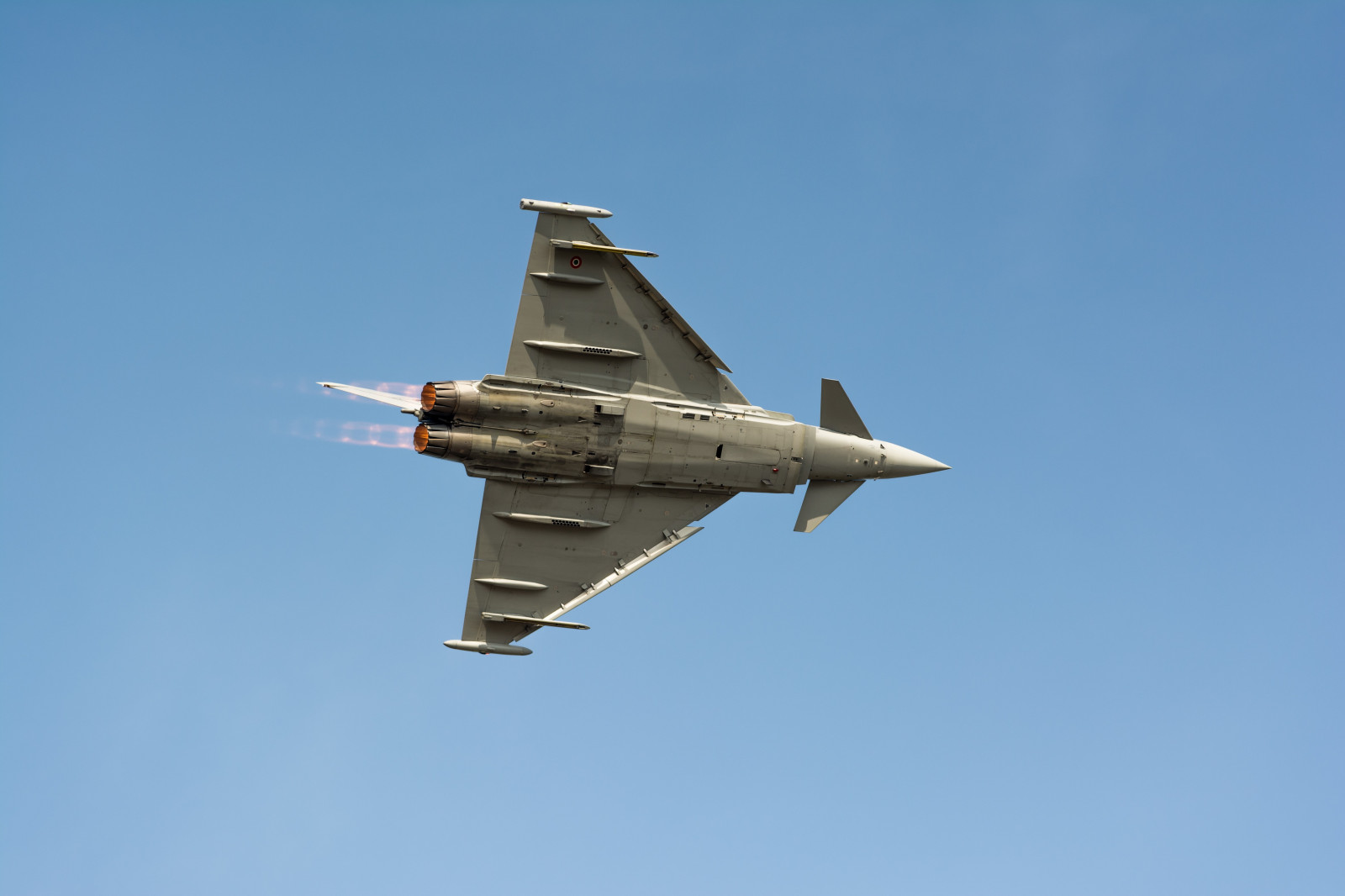 vozidlo, letoun, letadlo, Eurofighter Typhoon, válečný, vojenská letadla, Dassault Rafale, Airshows, letectvo, Italian Air Force, Vzlétnout, letectví, letecká linka, Atmosféra Země, stíhací letoun, Airshow, proudová letadla
