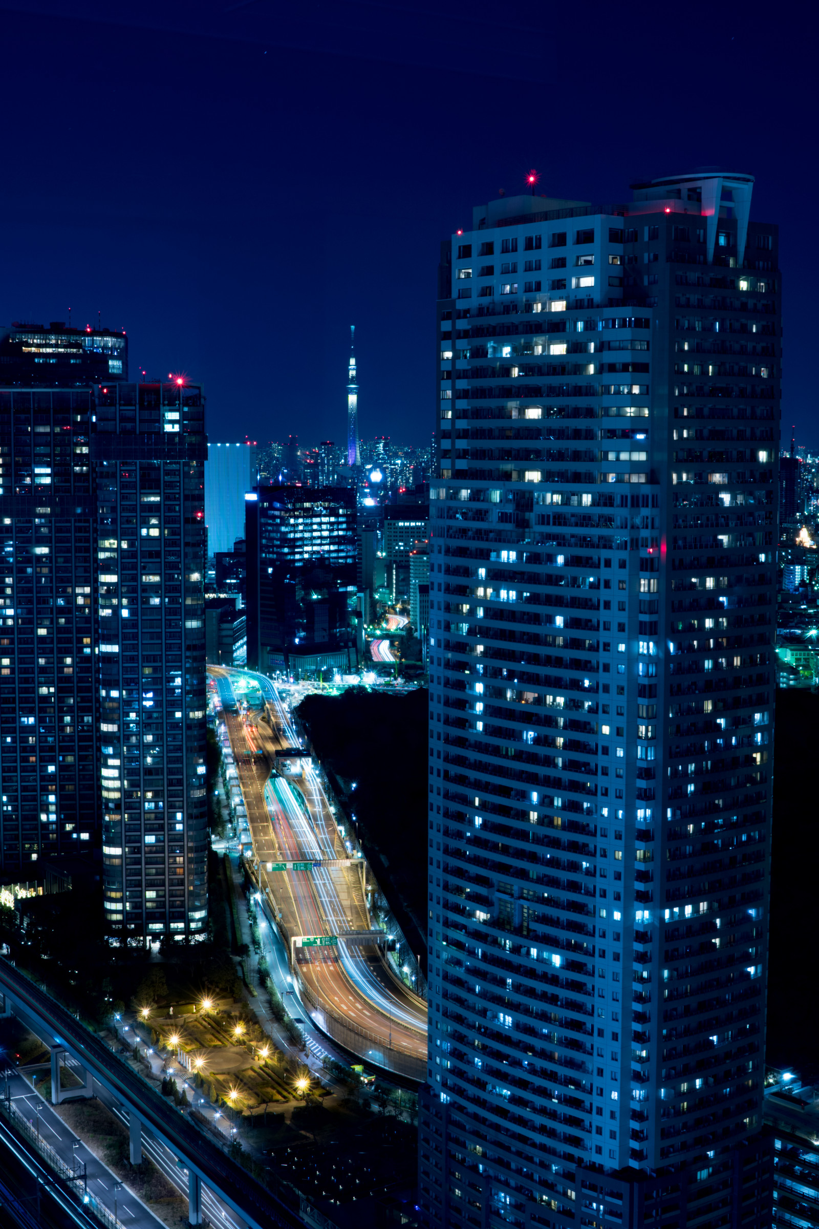Giappone, città, paesaggio urbano, notte, riflessione, orizzonte, grattacielo, Torre, Sony, metropoli, Tokyo, Jp, centro, zeiss, punto di riferimento, Distagon, distagonfe35mmf14, distagontfe35mmf14za, fe35mmf14, a6300, 6300, Hamamatsucho, seasidetop, worldtracecenterbuilding, area urbana, area metropolitana, insediamento umano, palazzone