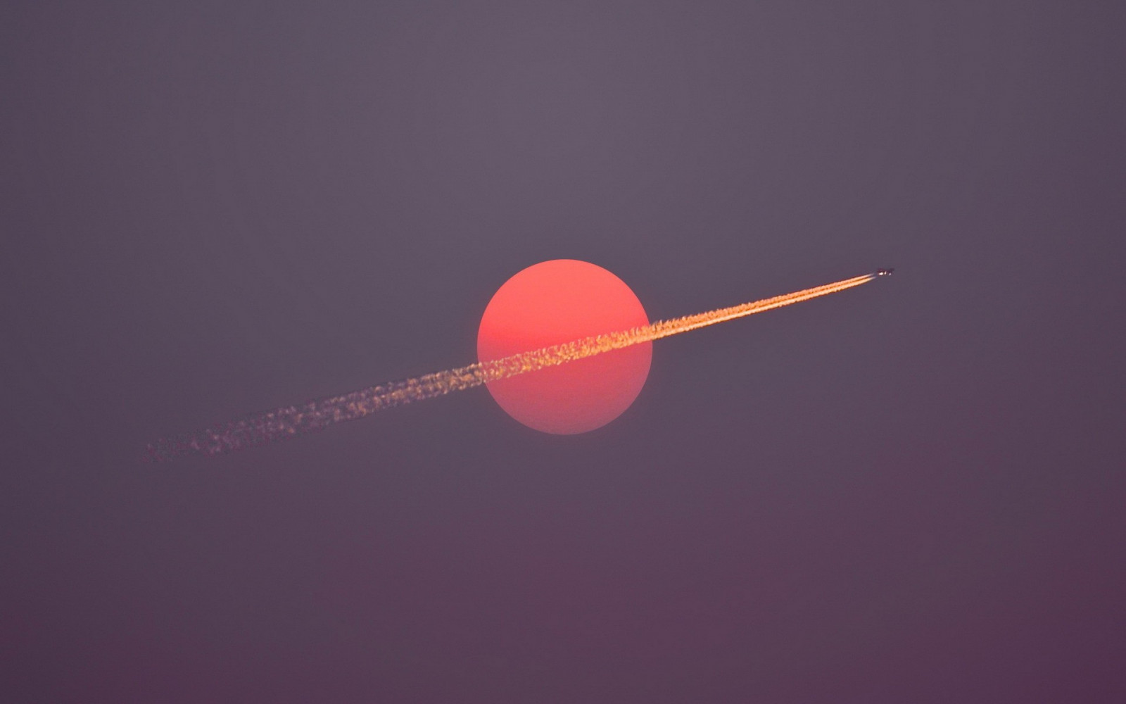 Pôr do sol, minimalismo, vermelho, céu, avião, Avião, vôo, dom, círculo, Lentidão da lente, Rosa, Contrails, cor, forma, linha, 1920x1200 px, Papel de parede do computador, Atmosfera da terra, Macro fotografia