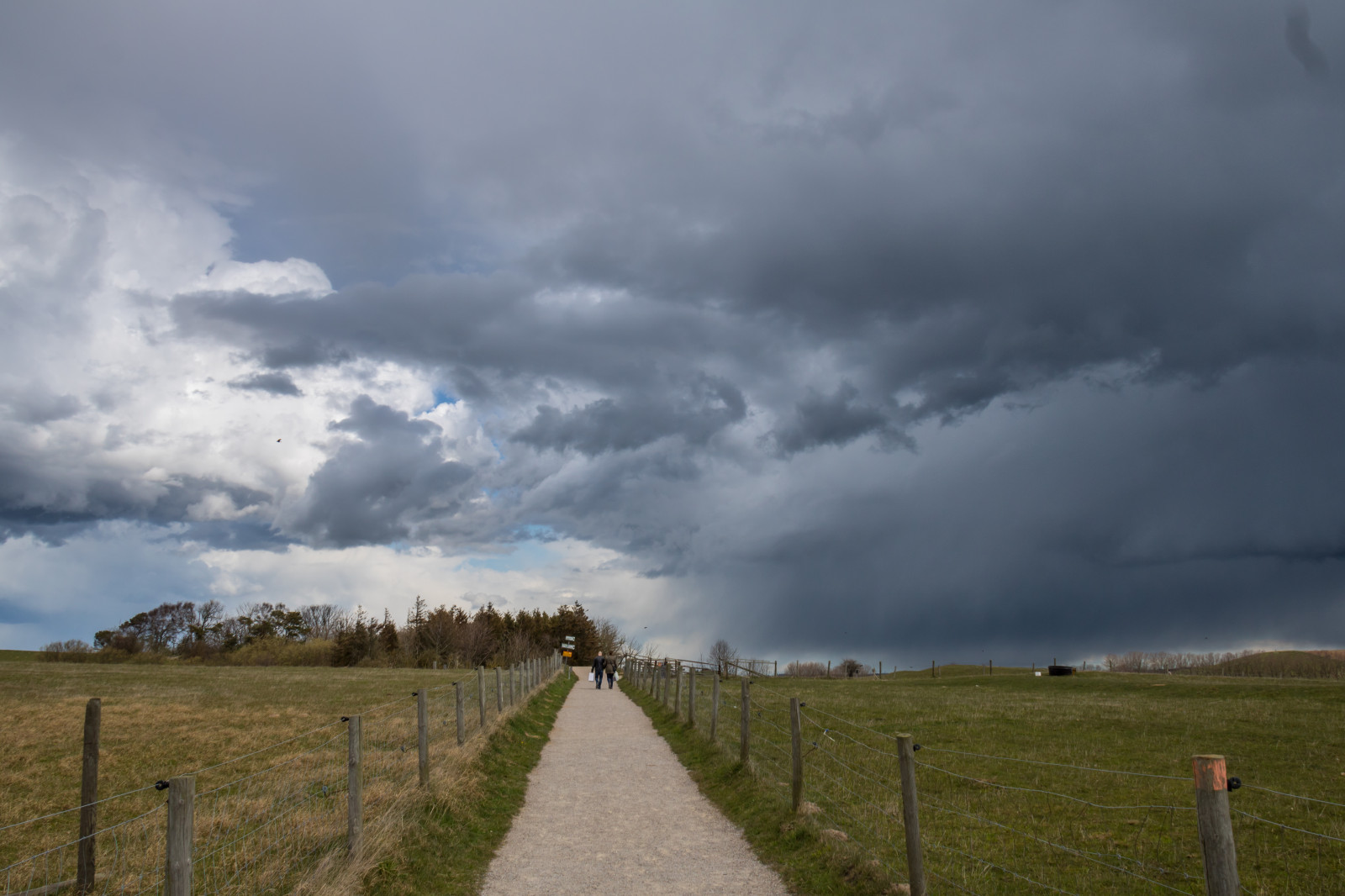 nebe, pole, bouřka, vítr, cesta, mrak, počasí, lučina, bouřka, nebe, moln, k seberga, stig, alestenar, alesstones, prostý, prérie, meteorologický jev, kupa