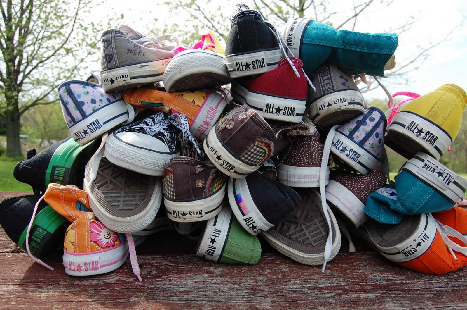 obuv, tenisky, Konverzovat, sklíčidla, duha, d40, střevíc, obuv, tenisové boty, produkt, Kelly, outdoor boty, chucktaylors, shoesvideo, shoesbykelly