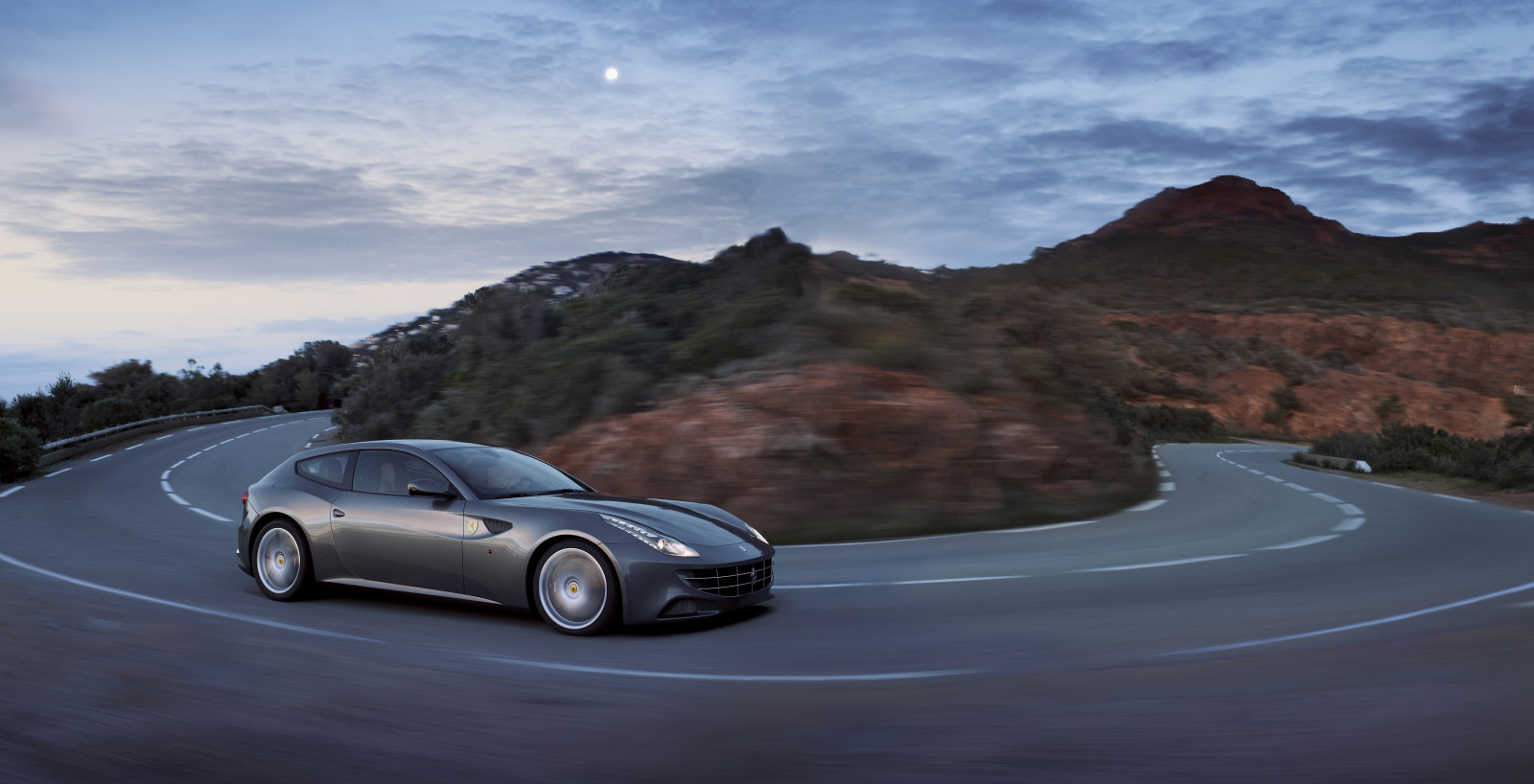 auto, vozidlo, sportovní auto, Ferrari, řidičský, výkon auta, limuzína, 2012, netcarshow, netcar, obrázky vozidel, photo auto, FF, kolo, superauto, Snímek obrazovky, pozemní vozidla, automobilového designu, automobil make, luxusní vůz, výkonné auto