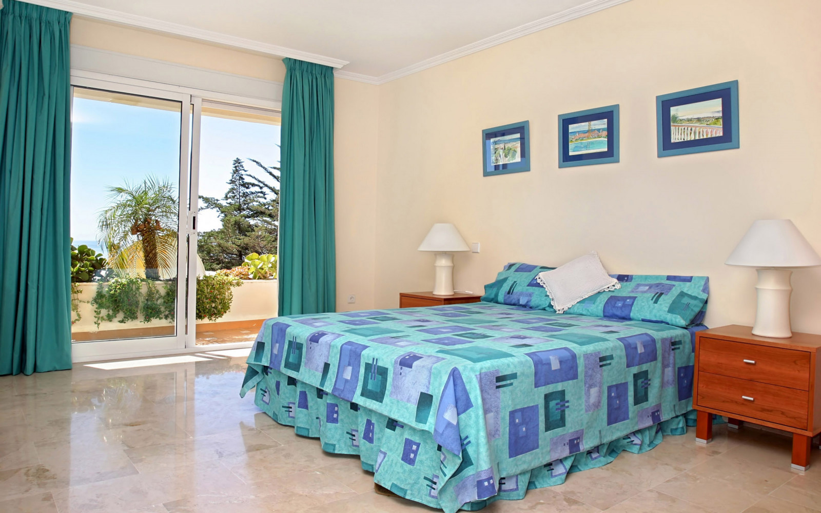 malování, okno, pokoj, místnost, postel, modrý, svítilna, ložnice, Vzhled interiéru, chalupa, majetek, design, domů, byt, nábytek, vlastnictví, nemovitost, obývací pokoj, povlečení, skříň, interiér pokoj