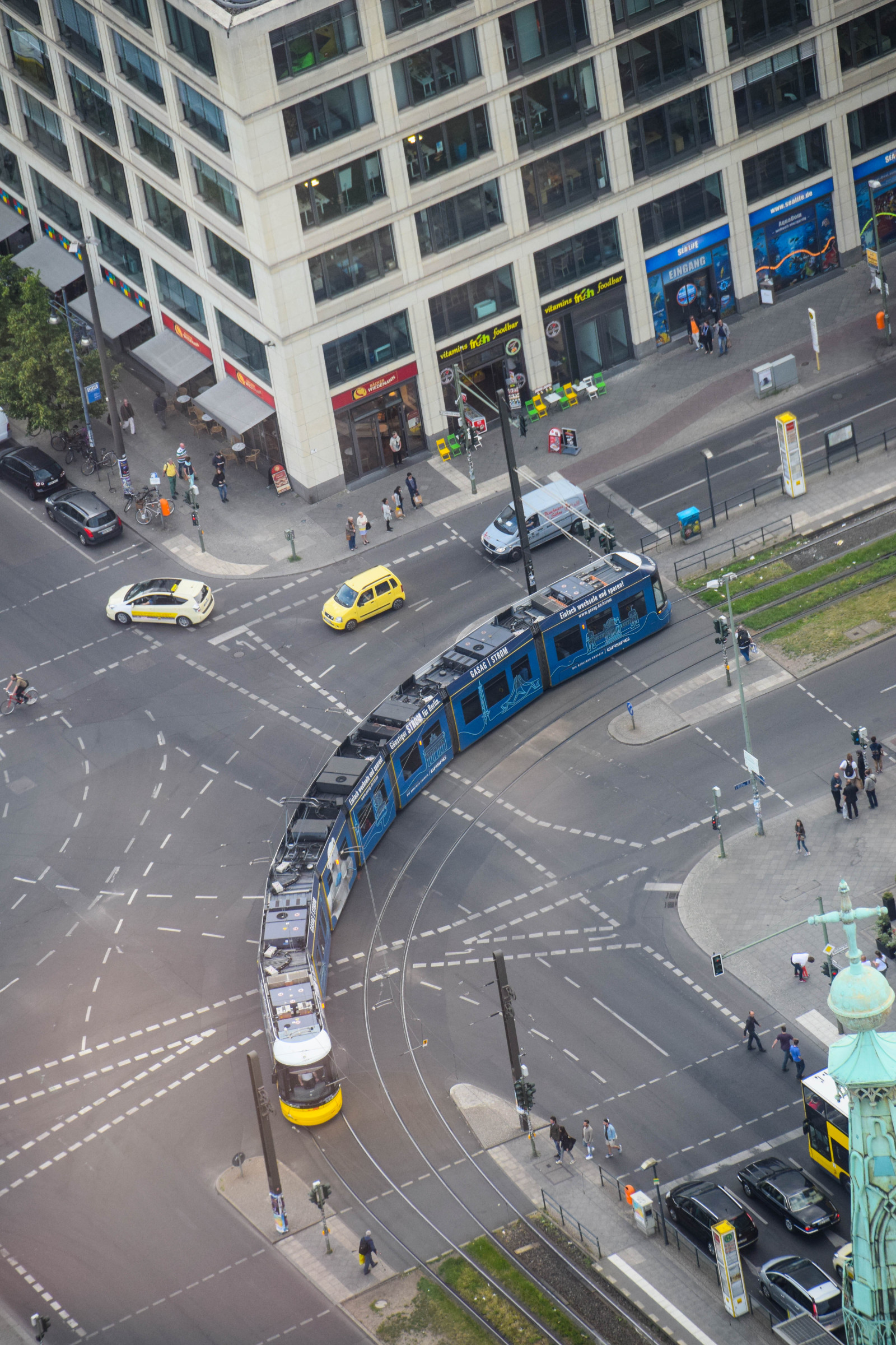 město, ulice, architektura, silnice, Německo, provoz, Dálnice, minout, Berlín, parkoviště, infrastruktura, Alexanderplatz, pěší, centrum, Pohled, cityview, průsečík, de, euorpe, Německo, deutschland, tvtorn, mitte, berlinerfernsehturm, twtower, berlinfromabove, panoramastrase, arestaurantwithaview, radiotvtorn, pruh, urban area, Metropolitní oblast, obytný prostor, závodiště, veřejná doprava, Dálnice, dopravní zácpa