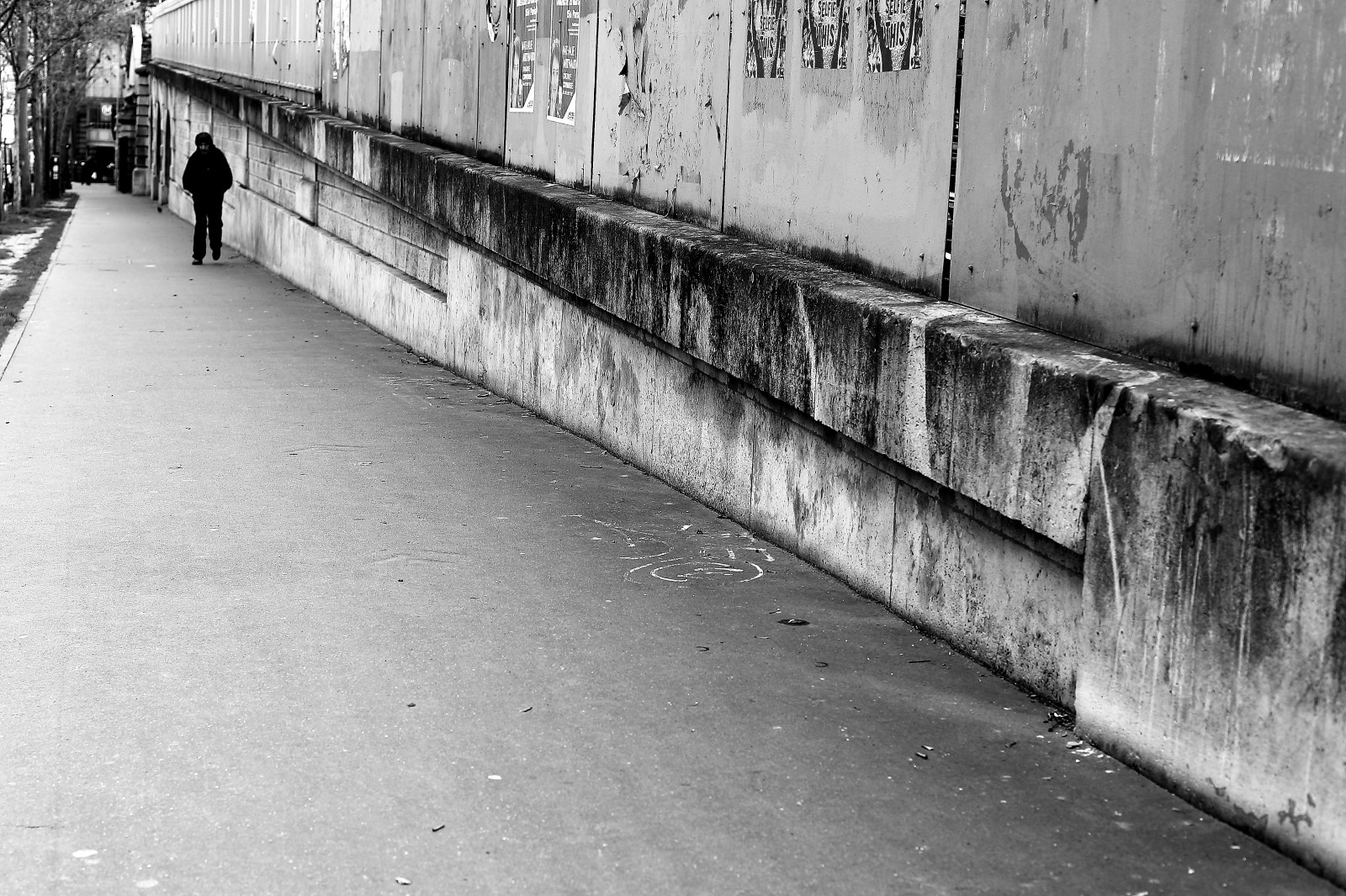 paris13, homme, muž, mur, stěna, metro, metro, photoderue, Street View, urbanarte, noiretblanc, blackandwithe, photopascalcolin