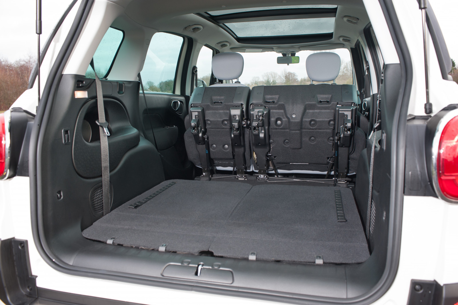 bil, køretøj, 2015, FIAT, netcarshow, netcar, bil billeder, bil foto, 500L britiske version, jord køretøj, bil make, sport utility køretøj, kompakt SUV, mini sport utility køretøj, minivan