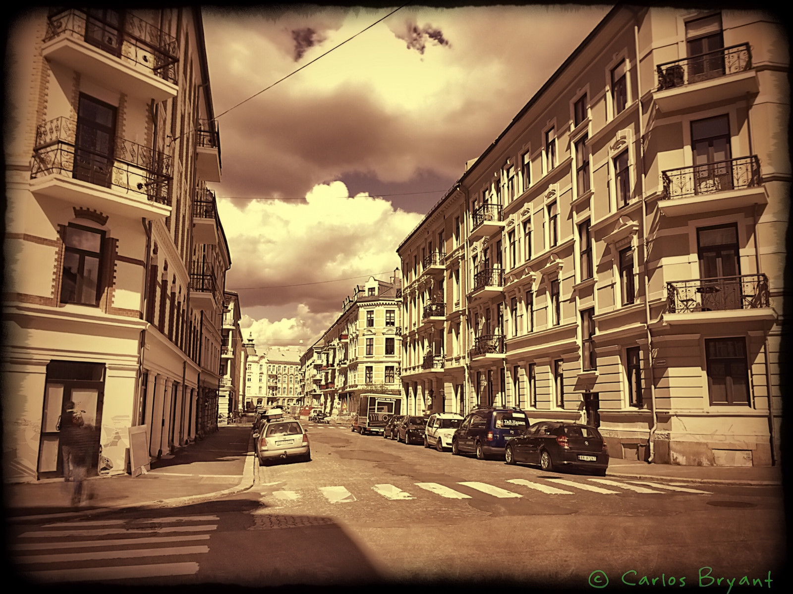 vindue, by, gade, bybilledet, arkitektur, bygning, himmel, vej, hus, Norge, aften, by, iPhone, Nordic, Norsk, metropol, Oslo, infrastruktur, downtown, æble, gyde, gata, arkitektur, Port, hjem, architectur, calle, norge, facade, arquitectura, noruega, Norsk, Arquitetura, byområde, sort og hvid, kvarter, boligområde, Skandinavia, skandinavisk, Akershus, Frogner, norske