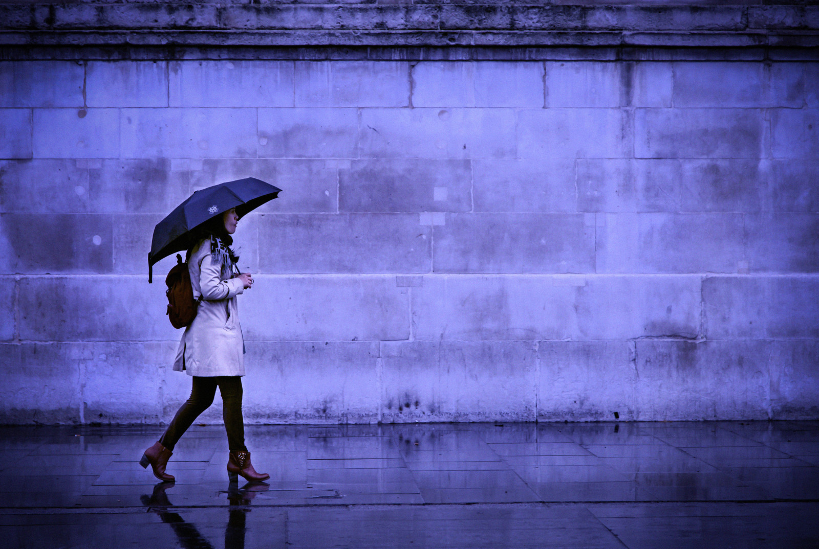 Travel Raining Wallpaper : travel, people, woman, London, rain, umbrella, Europe ...