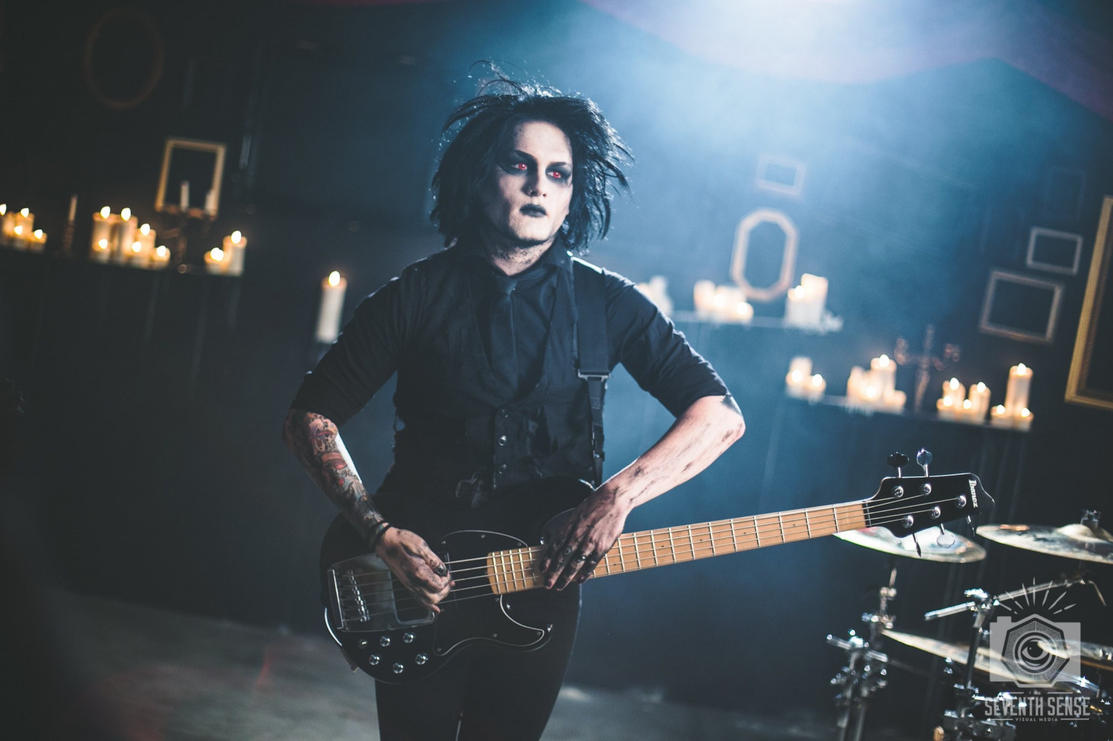 Wallpaper music, musician, drums, guitarist, singing, Motionless In