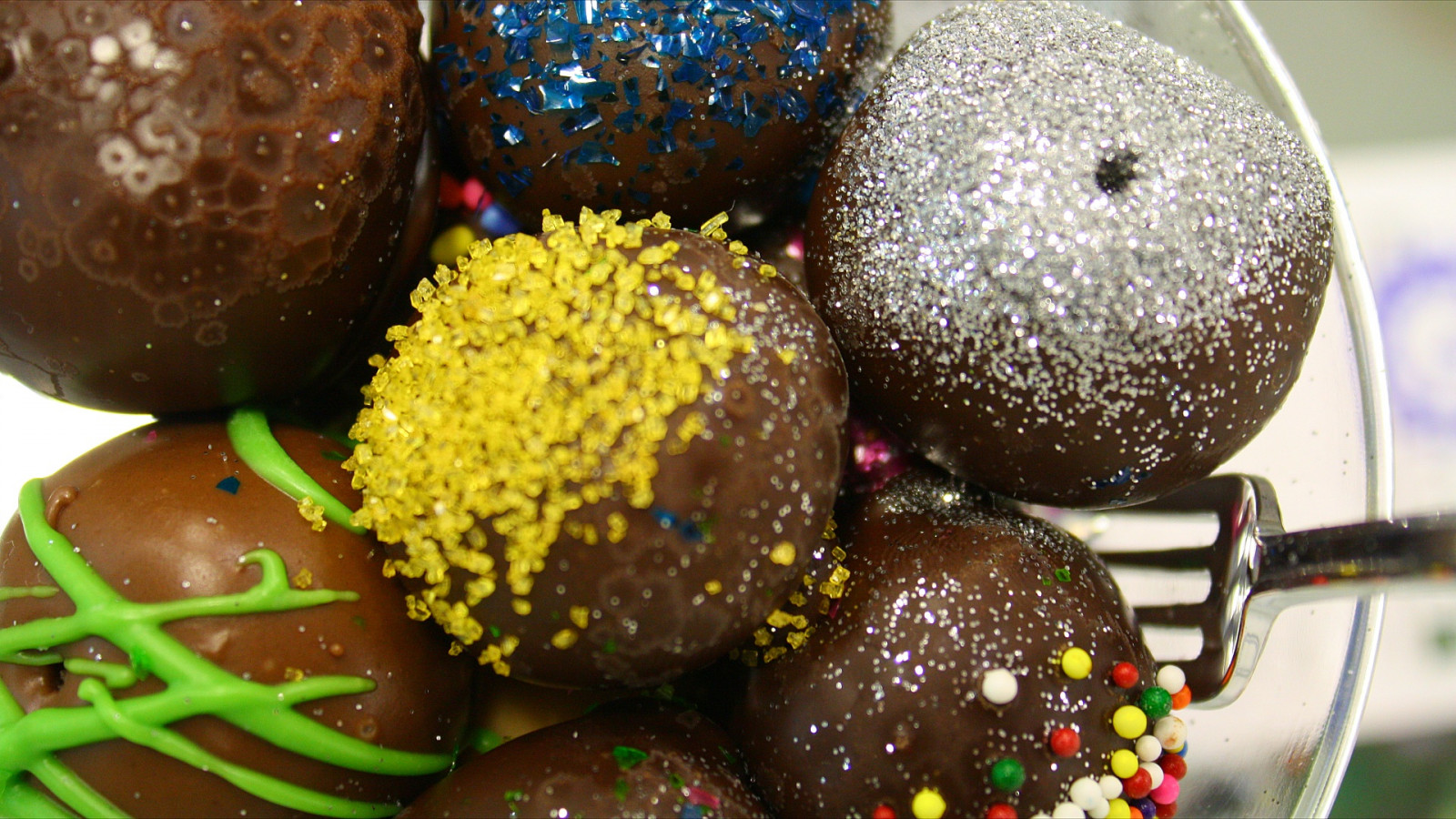 Wallpaper chocolate, truffles, glitter, sprinkles, brown 1920x1080