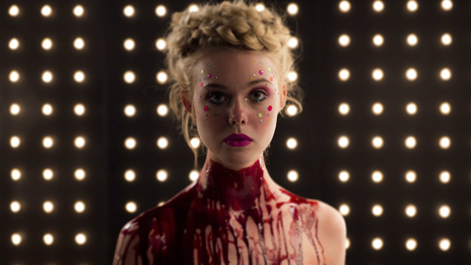 Kvinder, model, portræt, blond, rød, skuespillerinde, mode, Elle Fanning, The Neon Demon, sang, farve, skønhed, dame, scene, performance, scenekunst