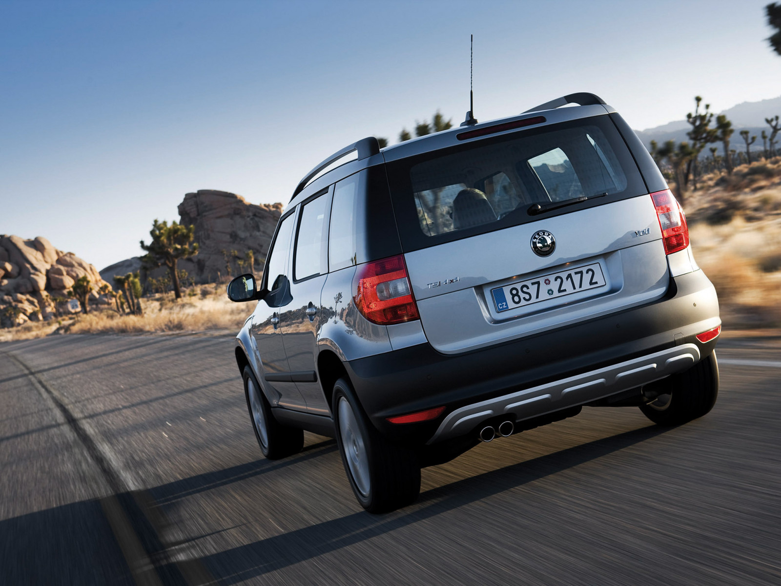 auto, vozidlo, Mercedes Benz, Skoda, 2012, netcarshow, netcar, obrázky vozidel, photo auto, Yeti, pozemní vozidla, automobilového designu, automobilový exteriér, automobil make, kompaktní vůz, městské auto, sportovní užitkové vozidlo, Kompaktní sportovní užitkové vozidlo, Škoda yeti