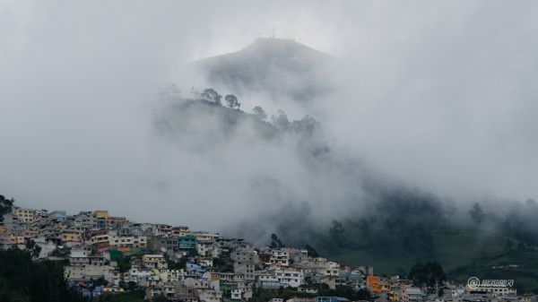 fog,mountain chain,white