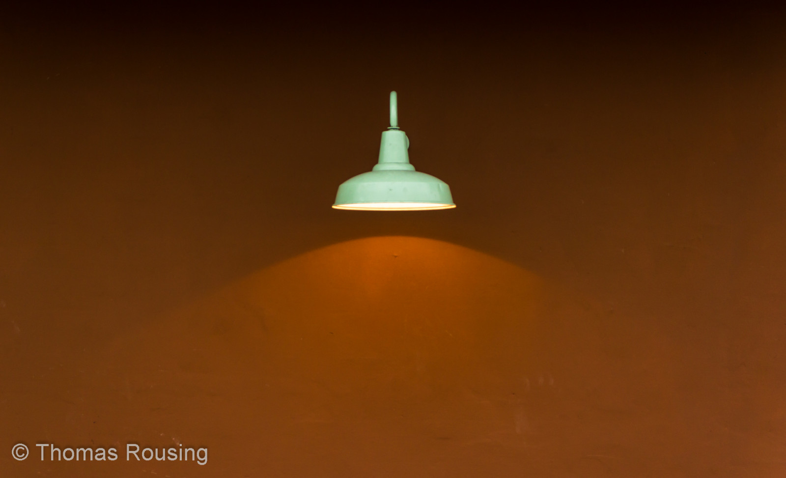 Brun, kapital, København, Danmark, grafik, hus, lampe, væg, hjørne, Grannys, mindre er mere, magi, M rkh j, Skandinavien, S borg, thomasrousing, wwwthomasrousingdk, dansk, dk, danmark, dansk, k benhavn, hovedstad, Skandinavien, fotograf, fotograf, Canon, Print, BILLEDE, fotos, fotografi, kunst, reklame, redaktionelle, by, Kopenhagen, Copenhague, copenaghen, Köpenhamn, koppenh ga, k penhamina, kopenhag, Kopenhaga, Copenhaga, kaupmannah fn, kopenhaskie, Dinamarca, Danimarca, danimarka, Danemark, thomas, inciterende, iskandinavya, Danka