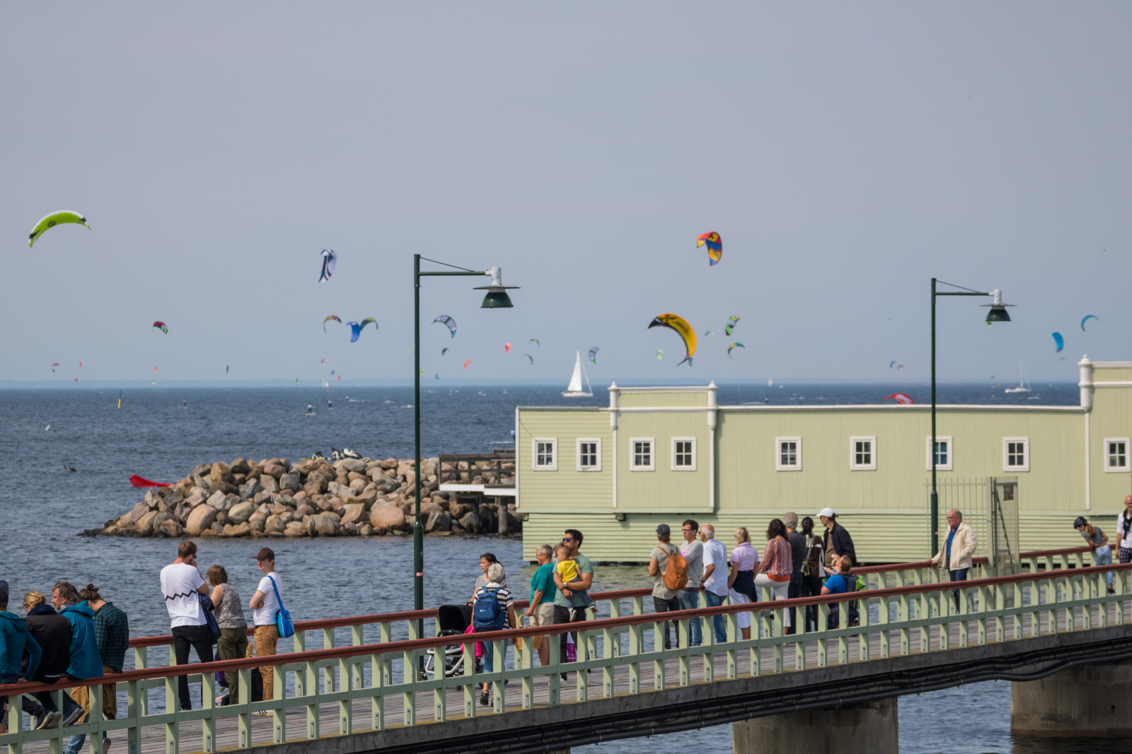 mare, spiaggia, costa, molo, passerella, vacanza, kitesurf, Ribersborg, Ribban, resund, HAV, Malmo, passerella, t Vling, ribersborgskallbadhus, modello canoneos760d exif, geocountry, Marca fotocamera Canon, Geocity, modello di fotocamera canoneos760d, geostate, geolocalizzazione, exif fare canon, exif ISOSPEED 100, apertura exif 71, ef70300mmf456lisusm lente exif, concorrenza, redbullbattleofthesund, kiteboarder, terme, exif focalLength 116 millimetri