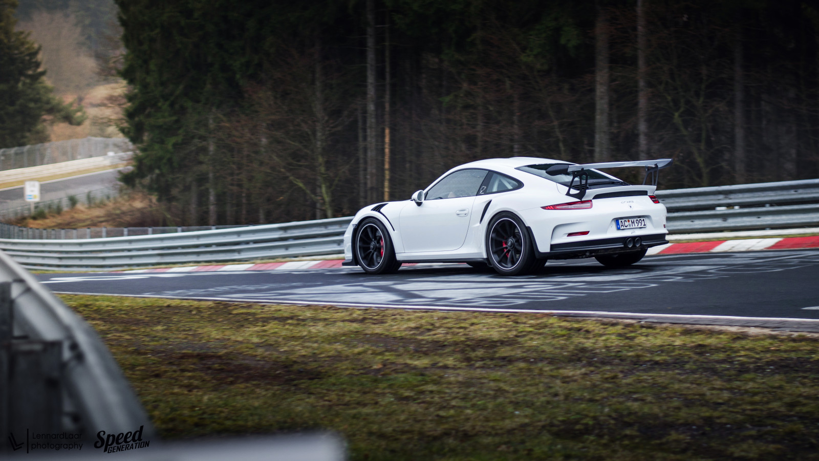 sport, hvid, sport, bil, køretøj, vej, fotografering, Tyskland, Porsche, Nikon, Porsche 911, sportsvogn, 2015, forår, væddeløb, asfalt, coupe, Porsche 911 GT3, kørsel, ydeevne bil, nurburgring, GT2, Porsche Carrera GT, tysk, Sedan, Porsche Cayman, GT, porsche 911 GT2, GT3, 911, NIKKOR, 50mm, 18, udendørs, hjul, biler, race, super, 3, spore, auto, kant, superbil, rs, D5100, Nurburg, motorsport, kredsløb, carspotting, 991, sportsvogn, tyskerne, Lennard, Laar, carsighting, lennardlaar, autocross, gt3rs, jord køretøj, bildesign, automotive exterior, racerbil, luksus køretøj, racerbane, auto racing, personlig luksus bil, tur, 997, 996, touristenfahrten, Porscher, automotive wheel system, endurance racing motorsport, sports car racing